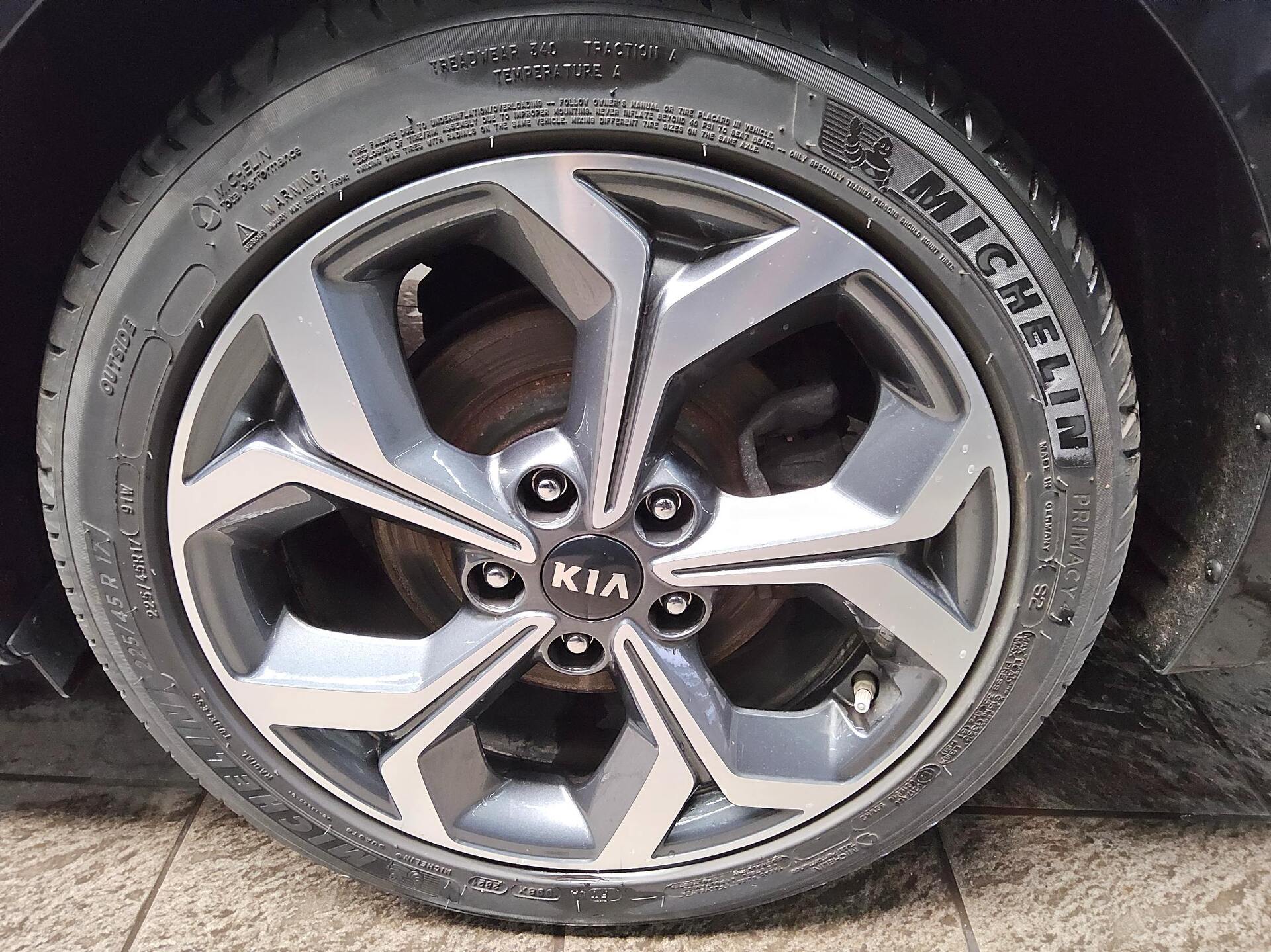 Kia cee'd 1.6 CRDI Spirit Navi LED JBL Sound RFK AHK 10