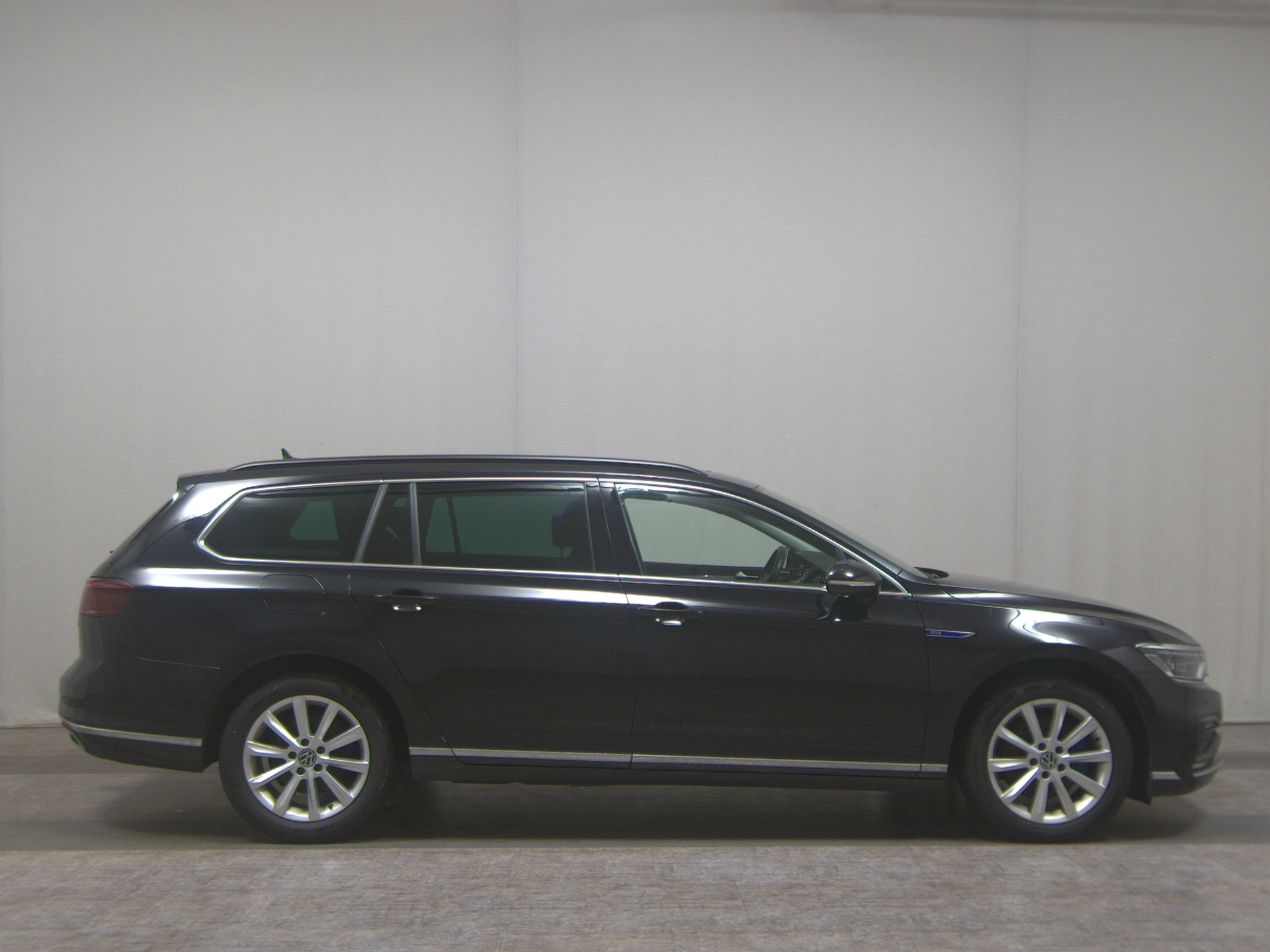 Volkswagen Passat Var. GTE 1.4 TSI Navi Matrix Pano AHK RfK