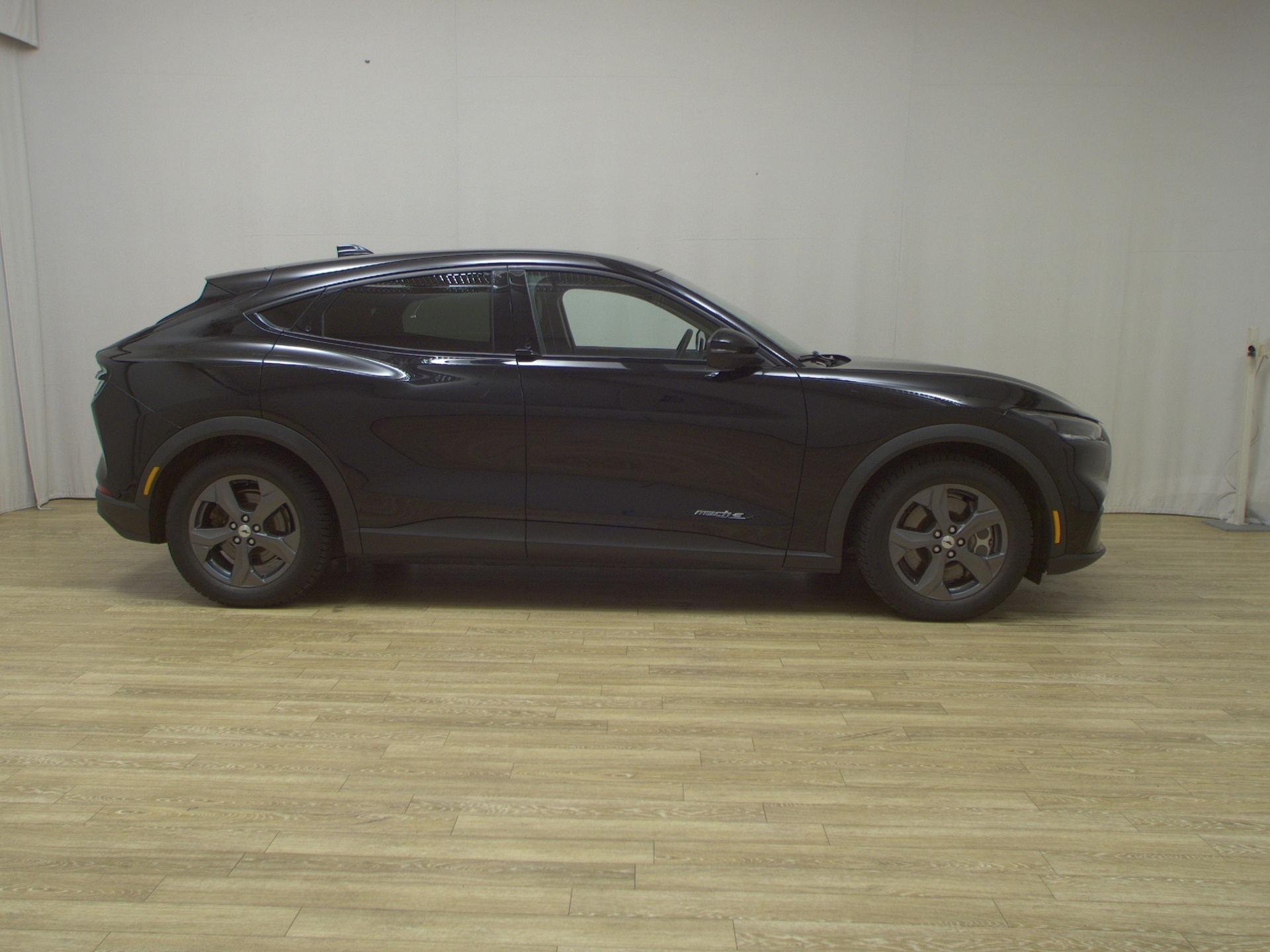 Ford Mustang Mach-E Navi LED Leder B&O ACC 360°