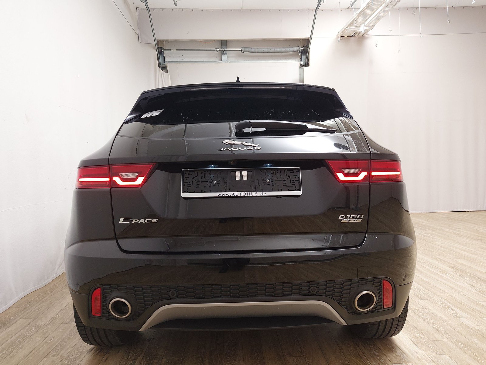 Jaguar E-Pace 2.0 D Navi LED Sound RFK Shz 14