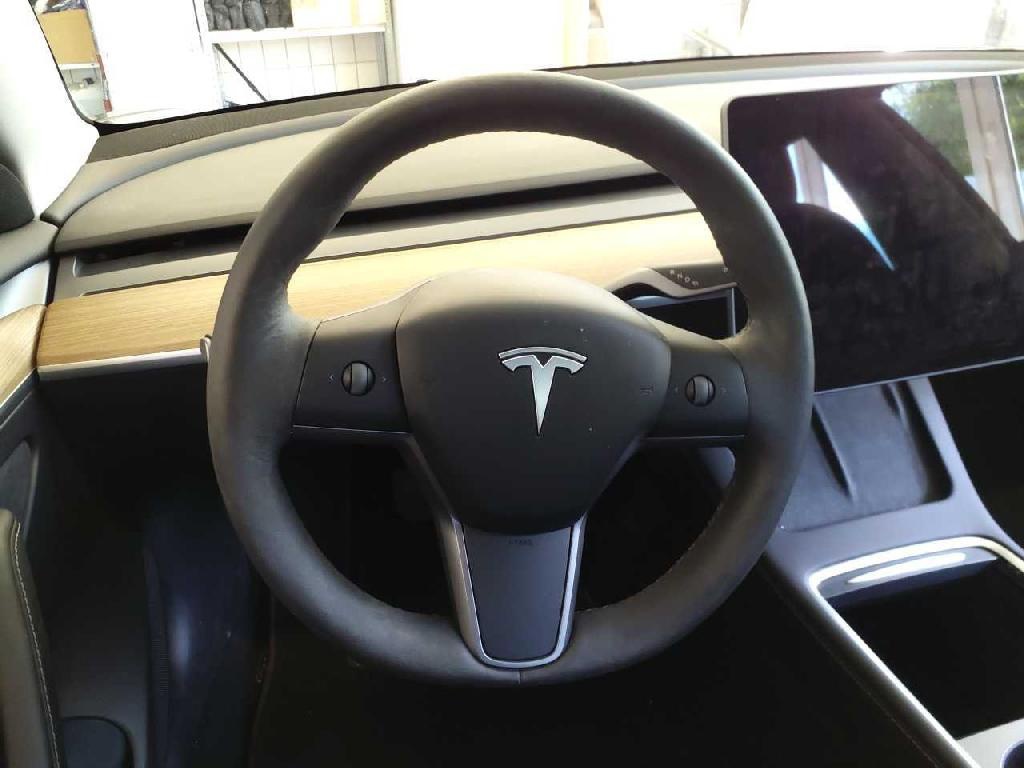 Tesla Model 3 Navi LED Pano Leder 360° 5