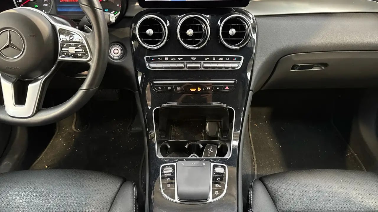 Mercedes-Benz GLC 300 e VollLeder*Kamera*LED*Memory*Navi*DAB 8