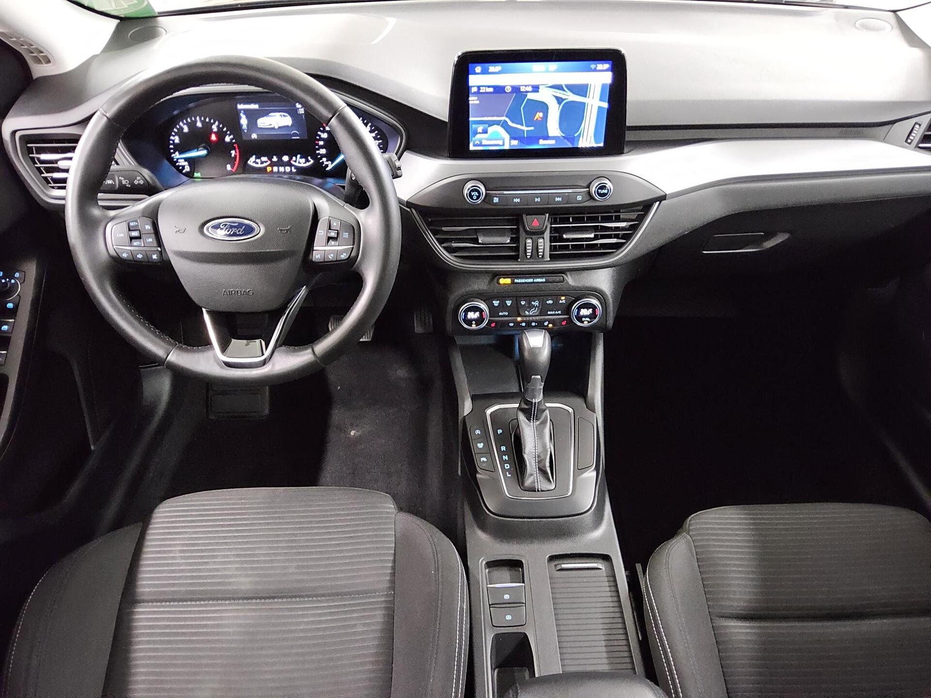 Ford Focus Turnier 1.0 EB Titanium Navi LED PDC Shz 5