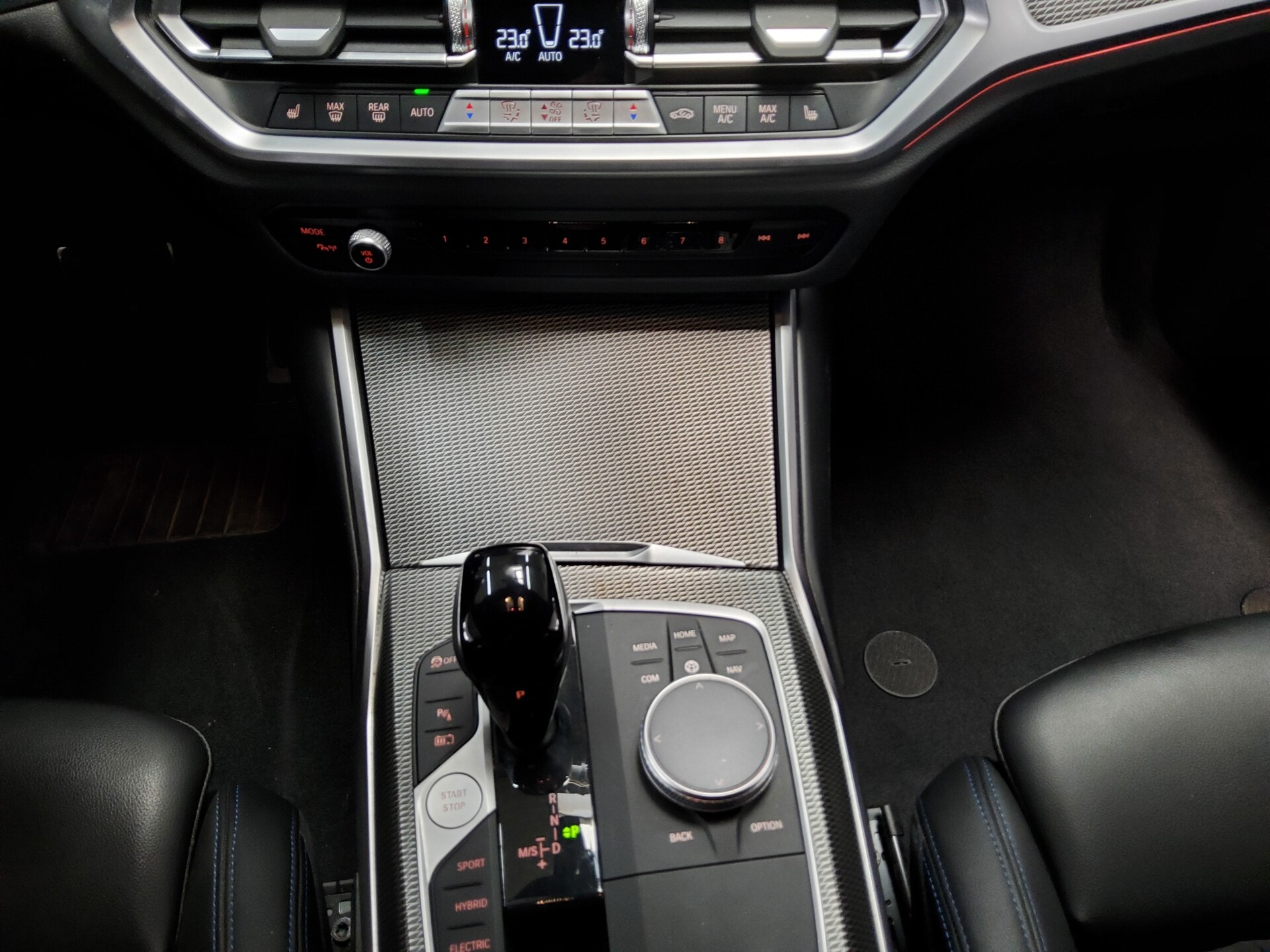 BMW 330e Touring M-Sport Navi Laser LC-Pro HuD DA 6