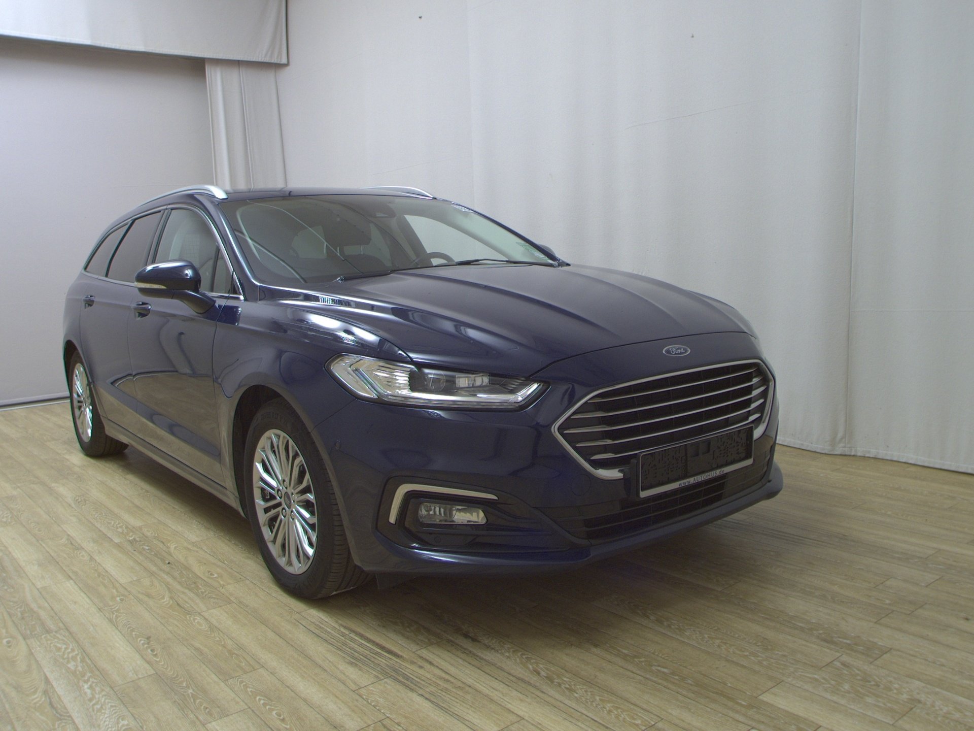 Ford Mondeo Turnier 2.0 EB Titanium Navi LED Shz PDC 3