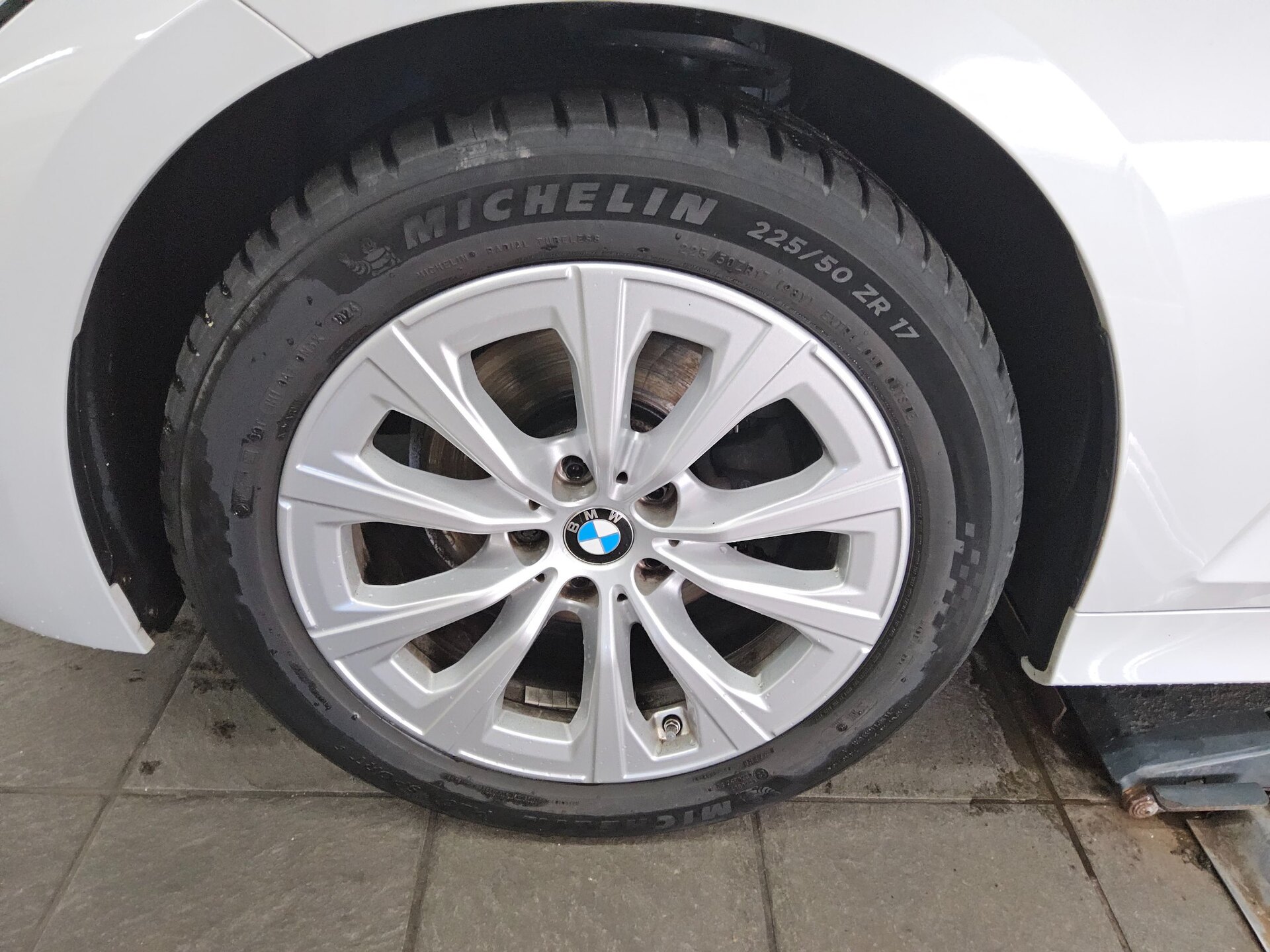 BMW 320dA Touring Advantage Navi LED Sthzg AHK Shz 11