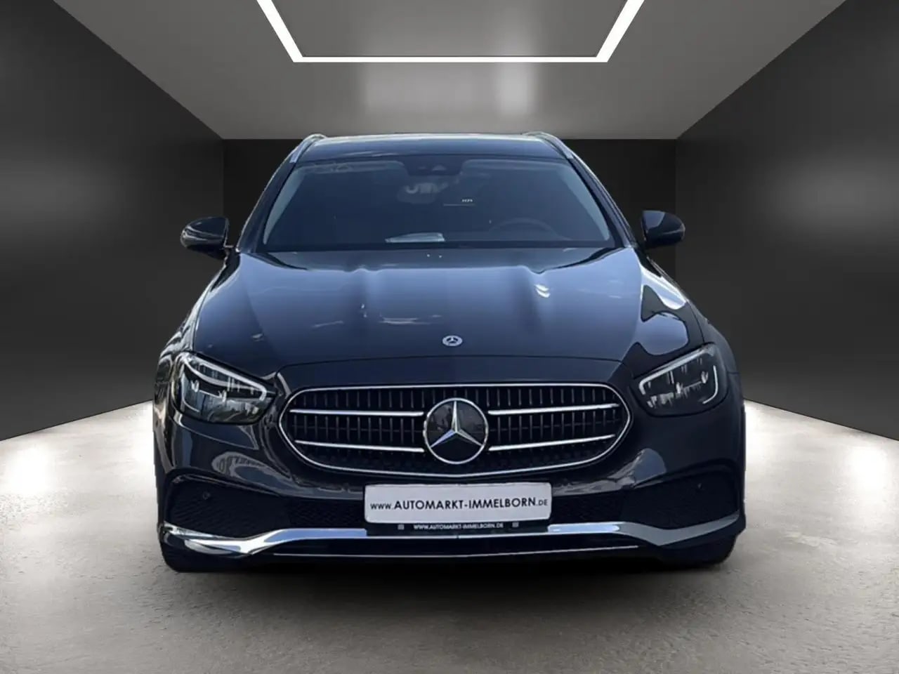 Mercedes-Benz E 200 d Kamera*LED*Leder*MBUXhigh+Navi*TW*Spur*V 9