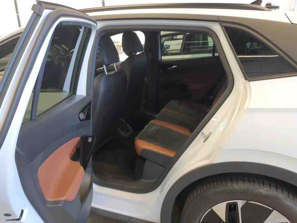 Volkswagen ID.4 NAVI SHZ RFK ACC AHK 9