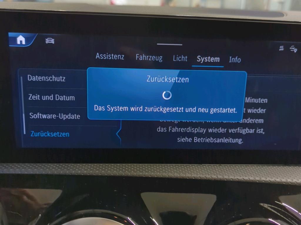 Mercedes-Benz A 220 d Progressive NAVI LED LEDER SHZ RFK 9