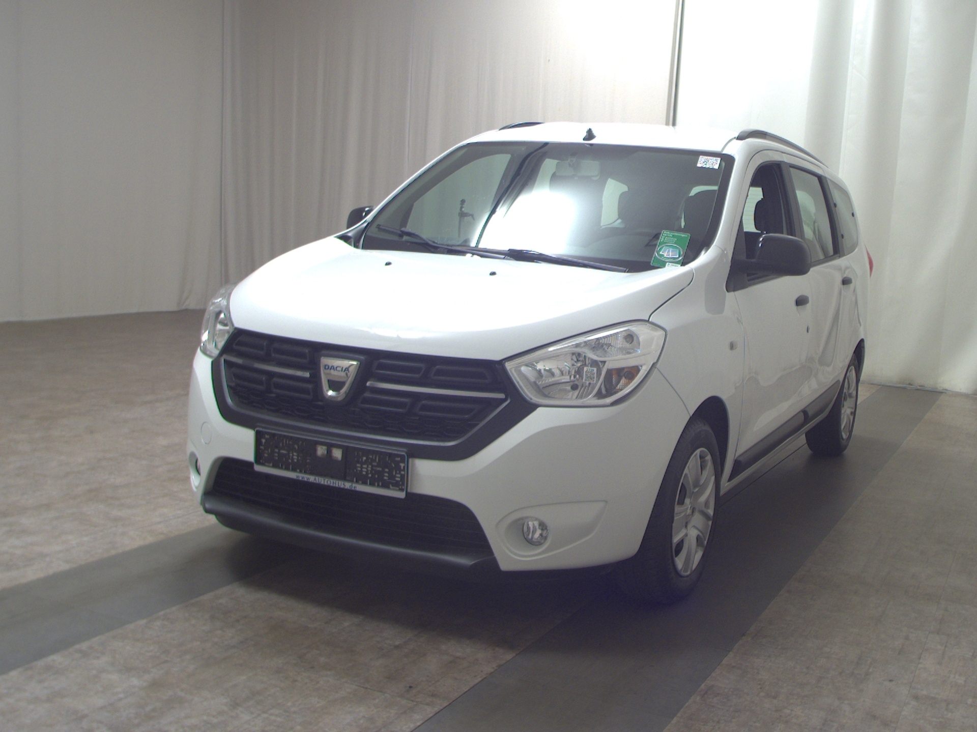 Dacia Lodgy 1.3 TCe Comfort 7-Sitzer BT Shz Tempomat 2