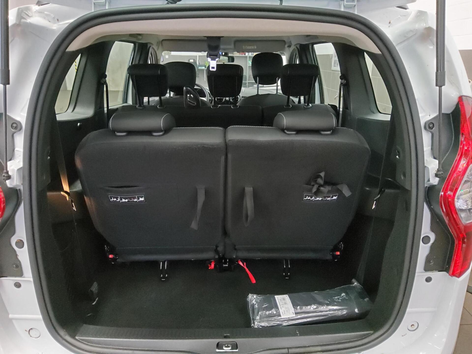 Dacia Lodgy 1.3 TCe Comfort 7-Sitzer BT Shz Tempomat 11