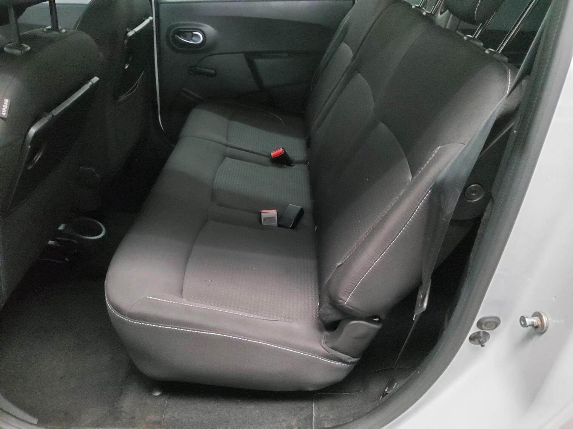 Dacia Lodgy 1.3 TCe Comfort 7-Sitzer BT Shz Tempomat 13