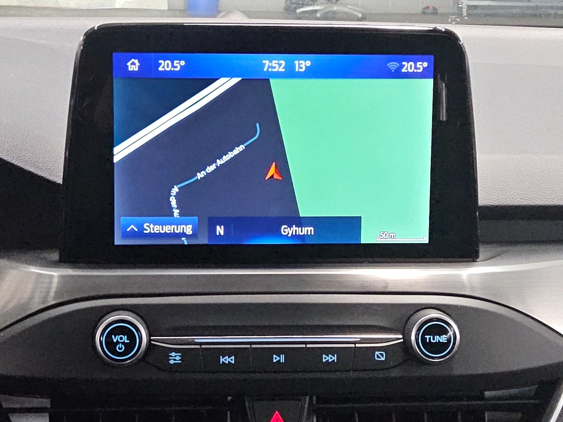 Ford Focus Turnier 1.5 EB Titanium Navi LED RfK ACC 7