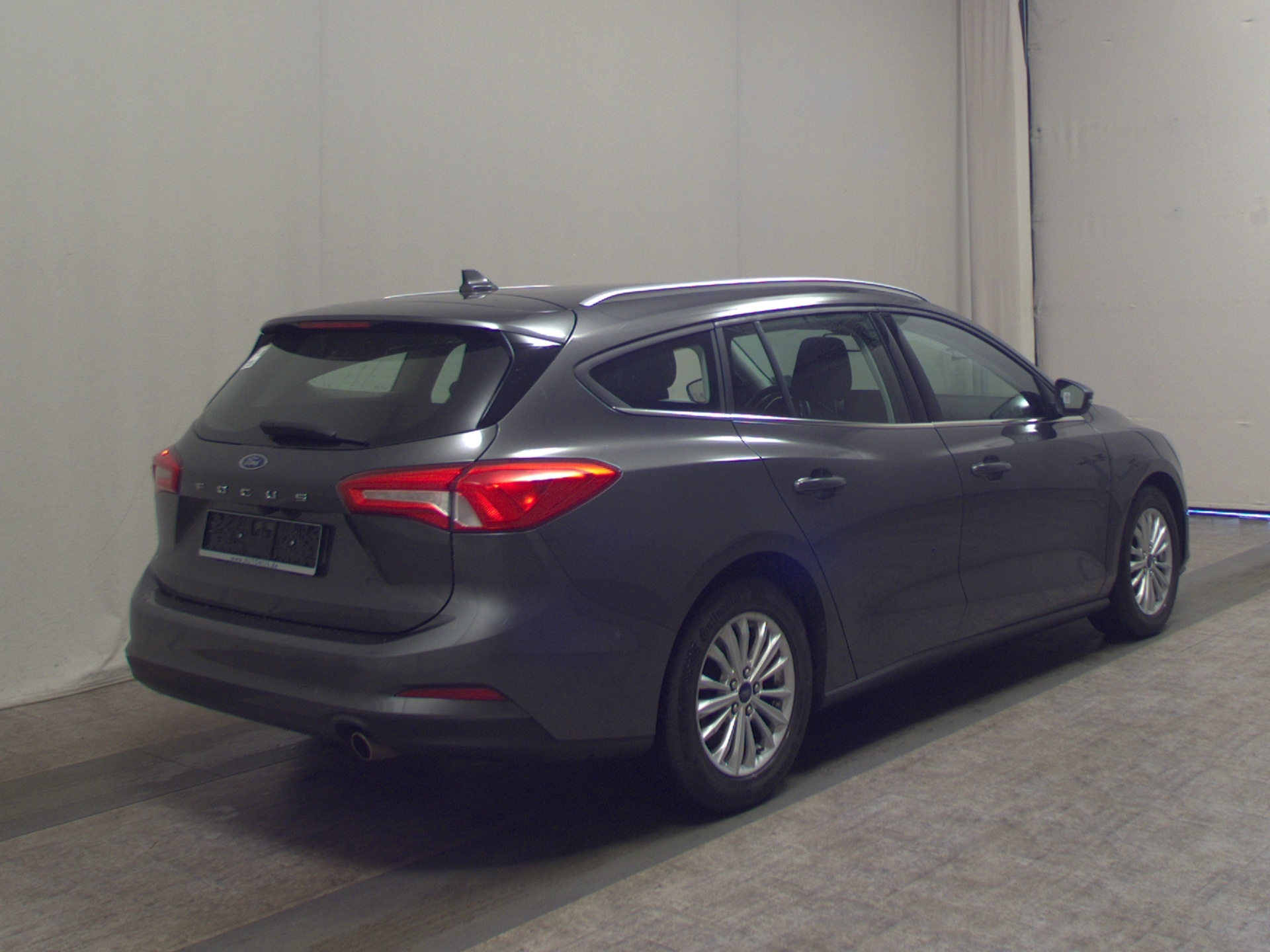 Ford Focus Turnier 1.5 EB Titanium Navi LED RfK ACC 4