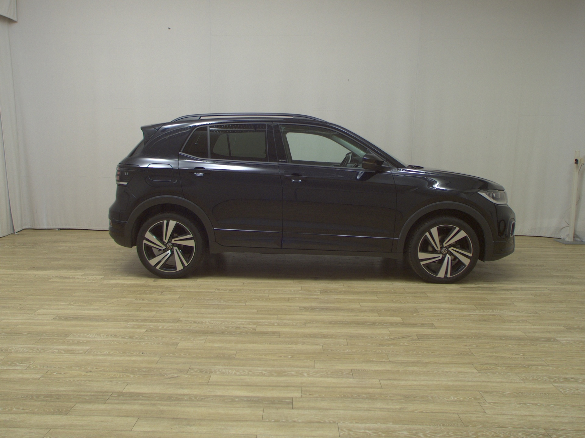 Volkswagen T-Cross 1.0 TSI R-Line Navi LED ACC DC