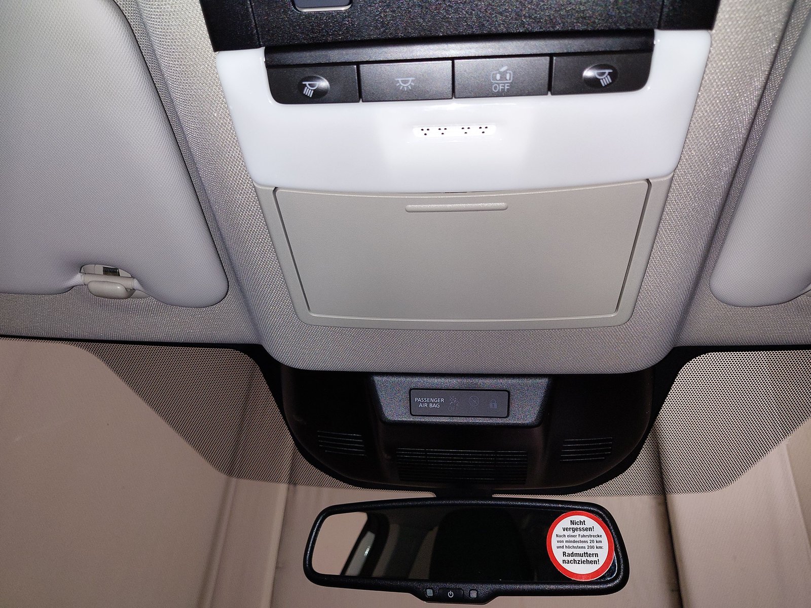 Nissan X-Trail N-Connecta 1.5 VC-T e-Power Navi HuD 360 13