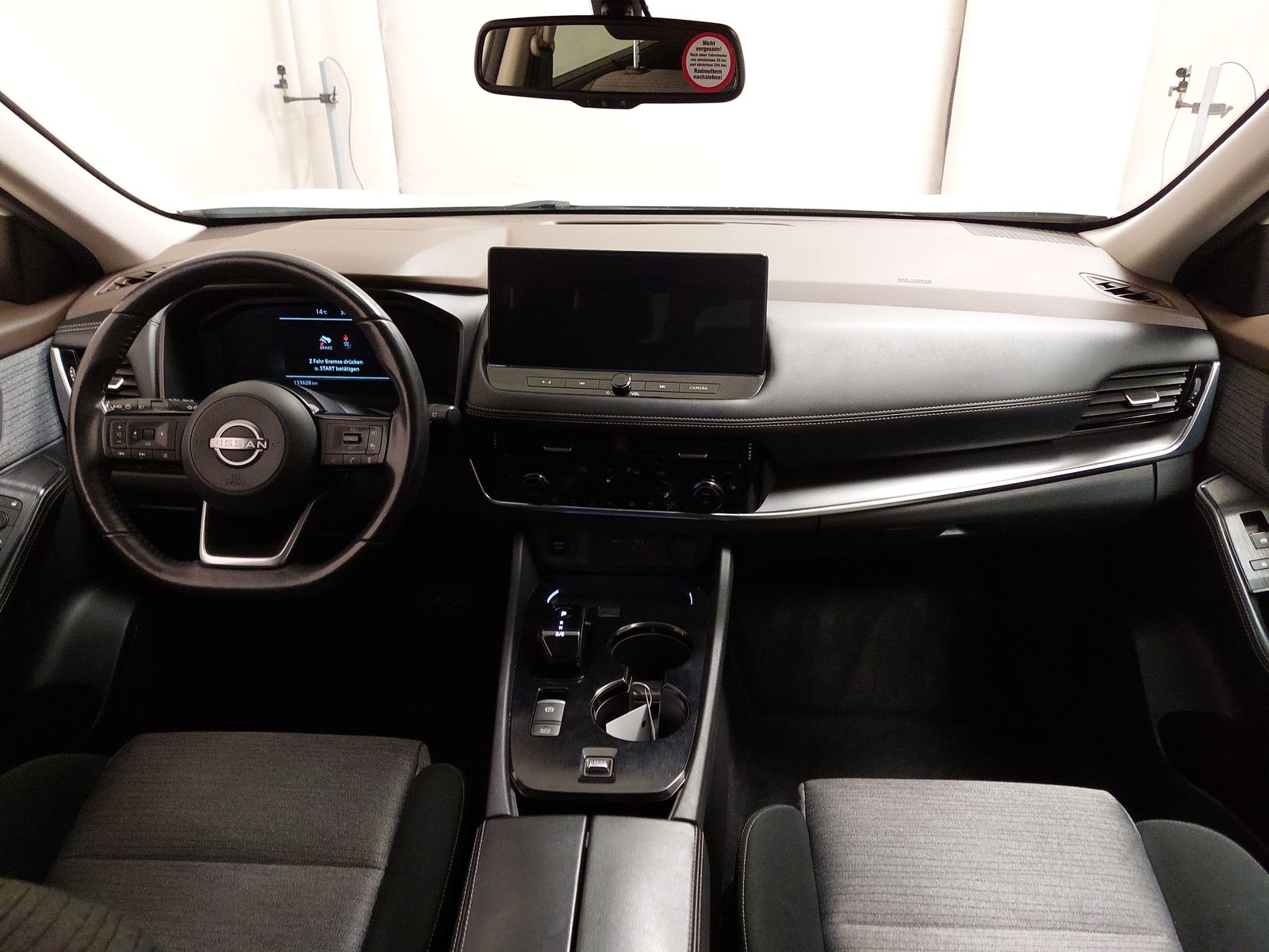 Nissan X-Trail N-Connecta 1.5 VC-T e-Power Navi HuD 360 16