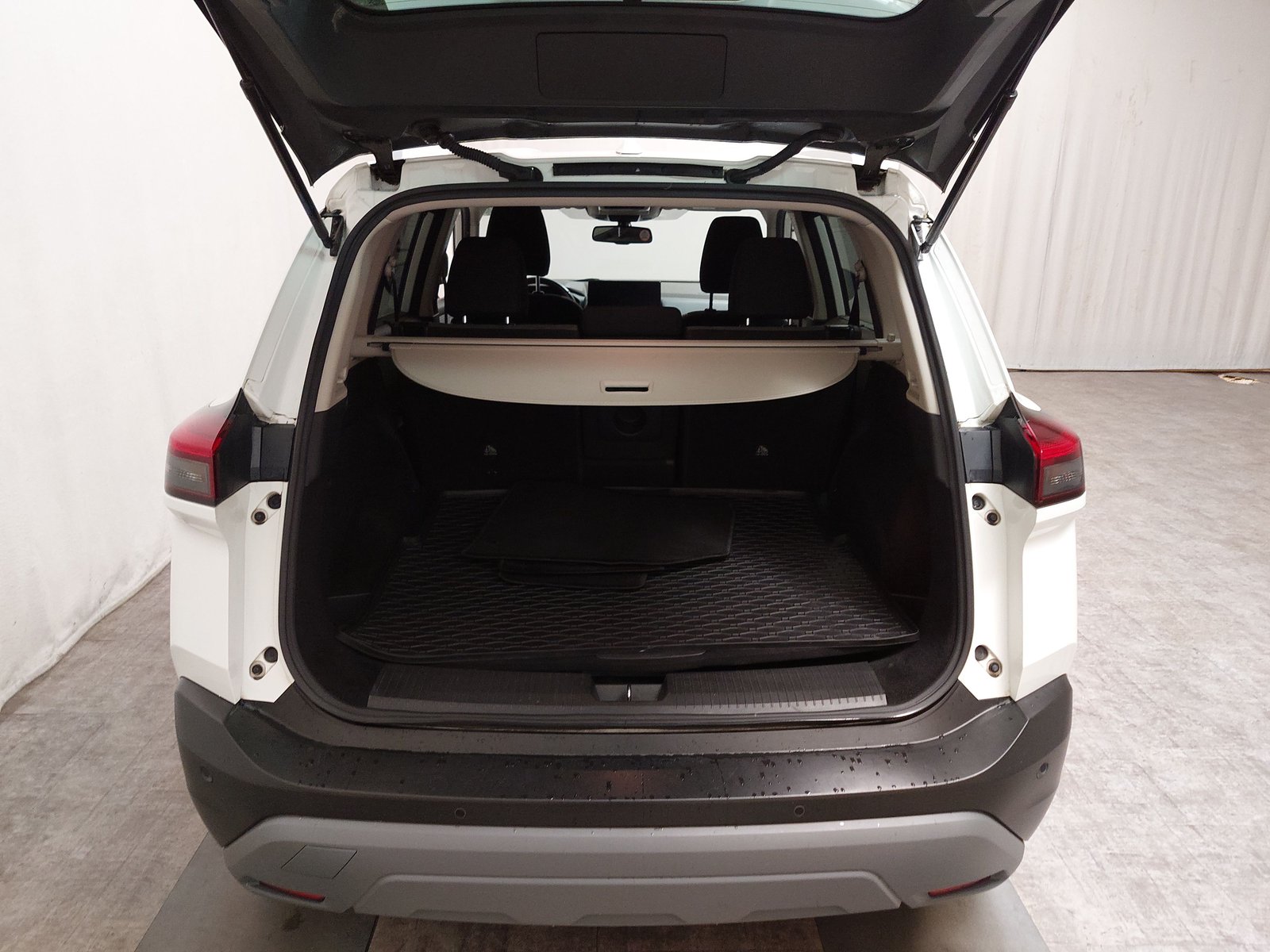 Nissan X-Trail N-Connecta 1.5 VC-T e-Power Navi HuD 360 15