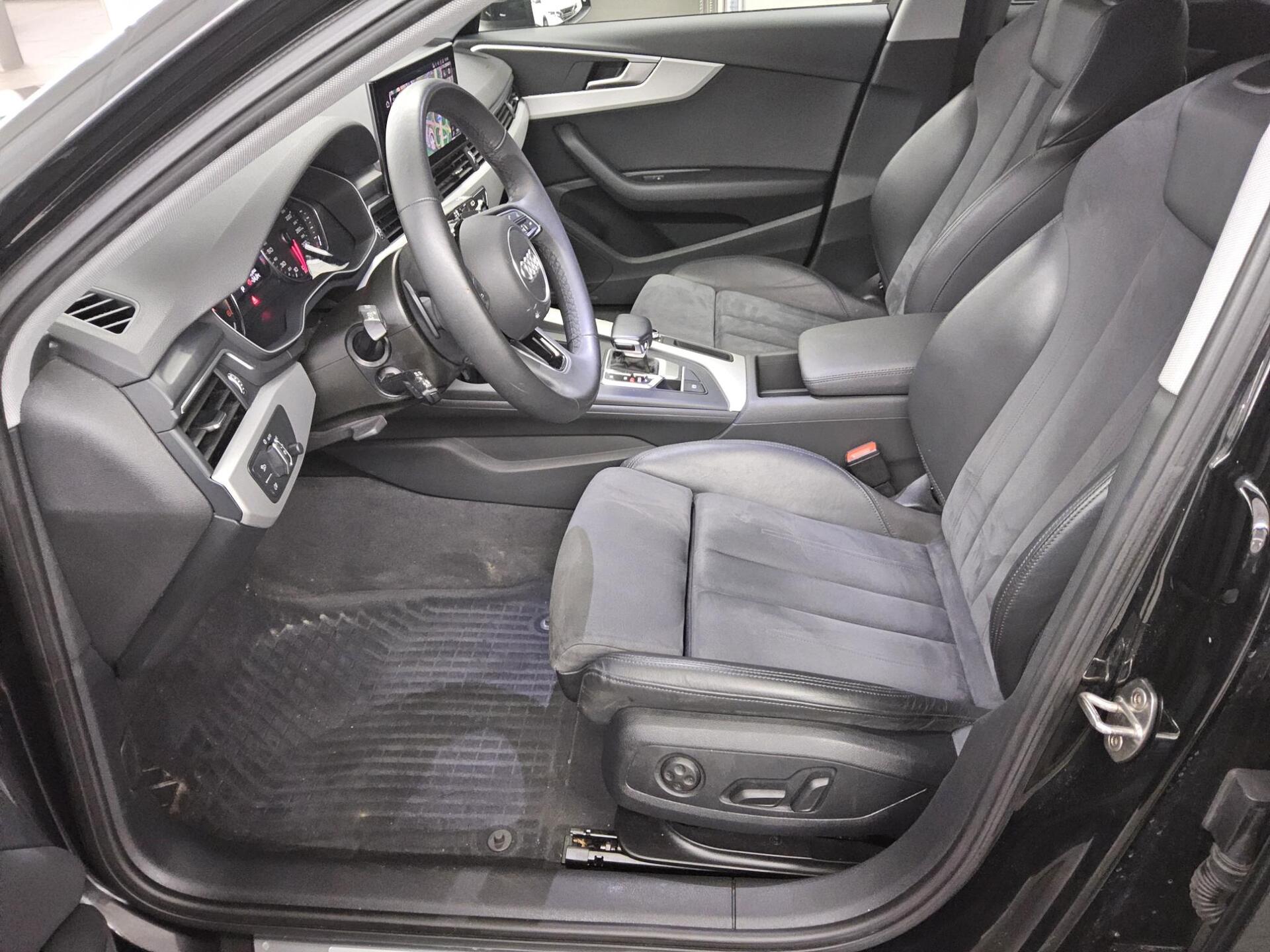 Audi A4 Avant 35 TDI T-Leder Navi LED Sound AHK PDC 8
