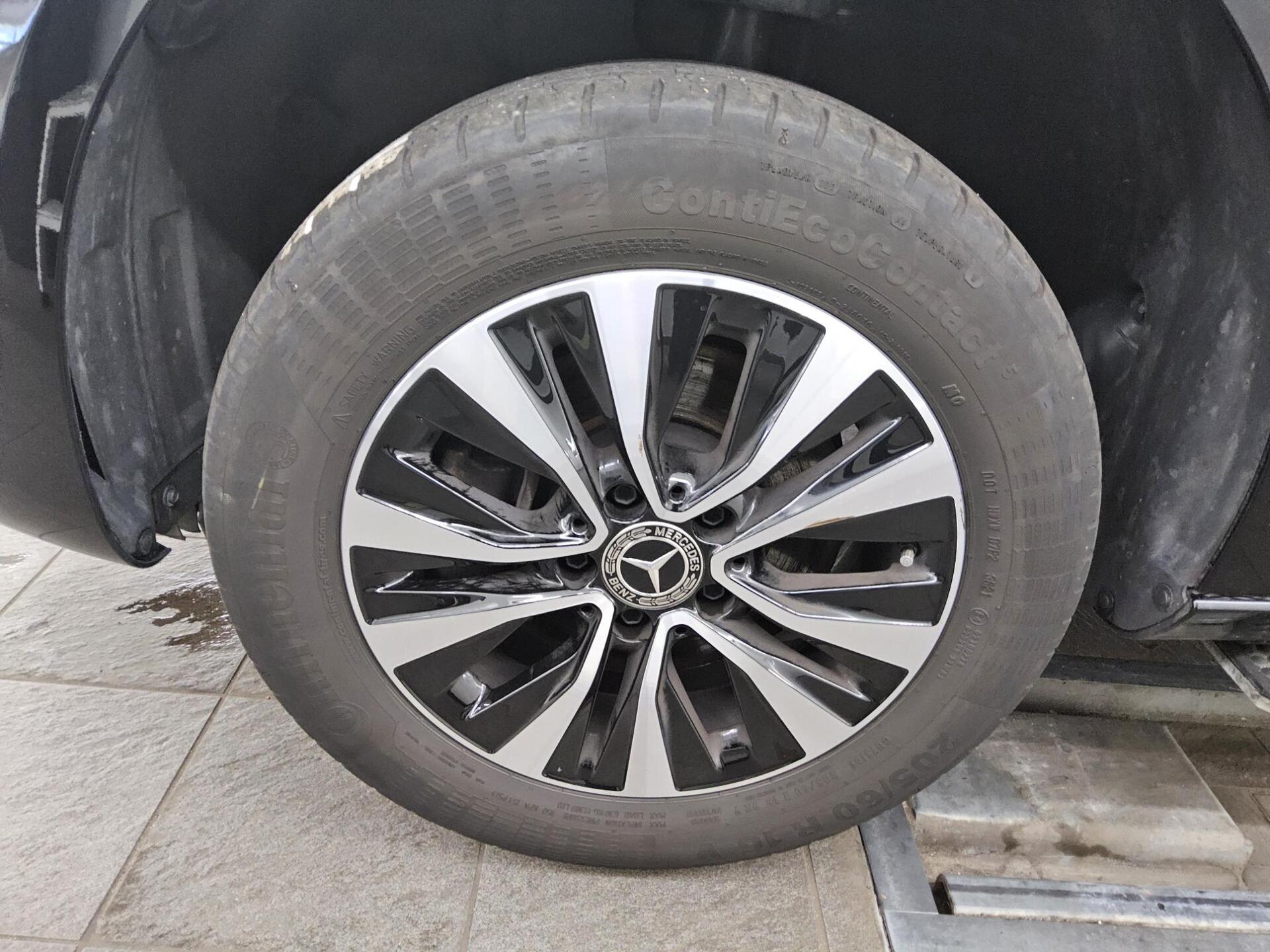 Mercedes-Benz A 200 d Navi RfK Shz Pano AHK PDC 11