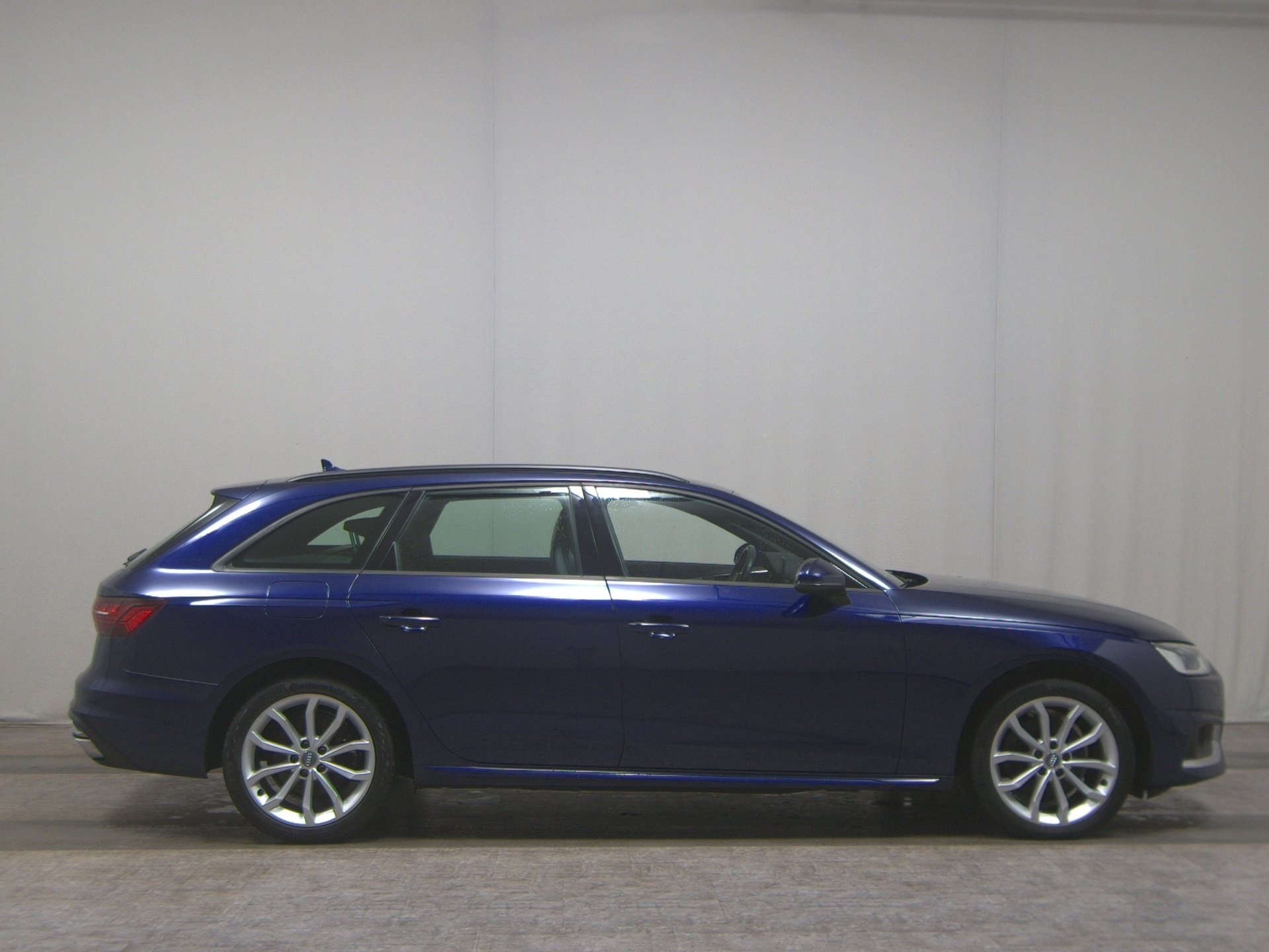 Audi A4 Avant 35 TDI S-Line S-Sportsitze Navi vc B&O