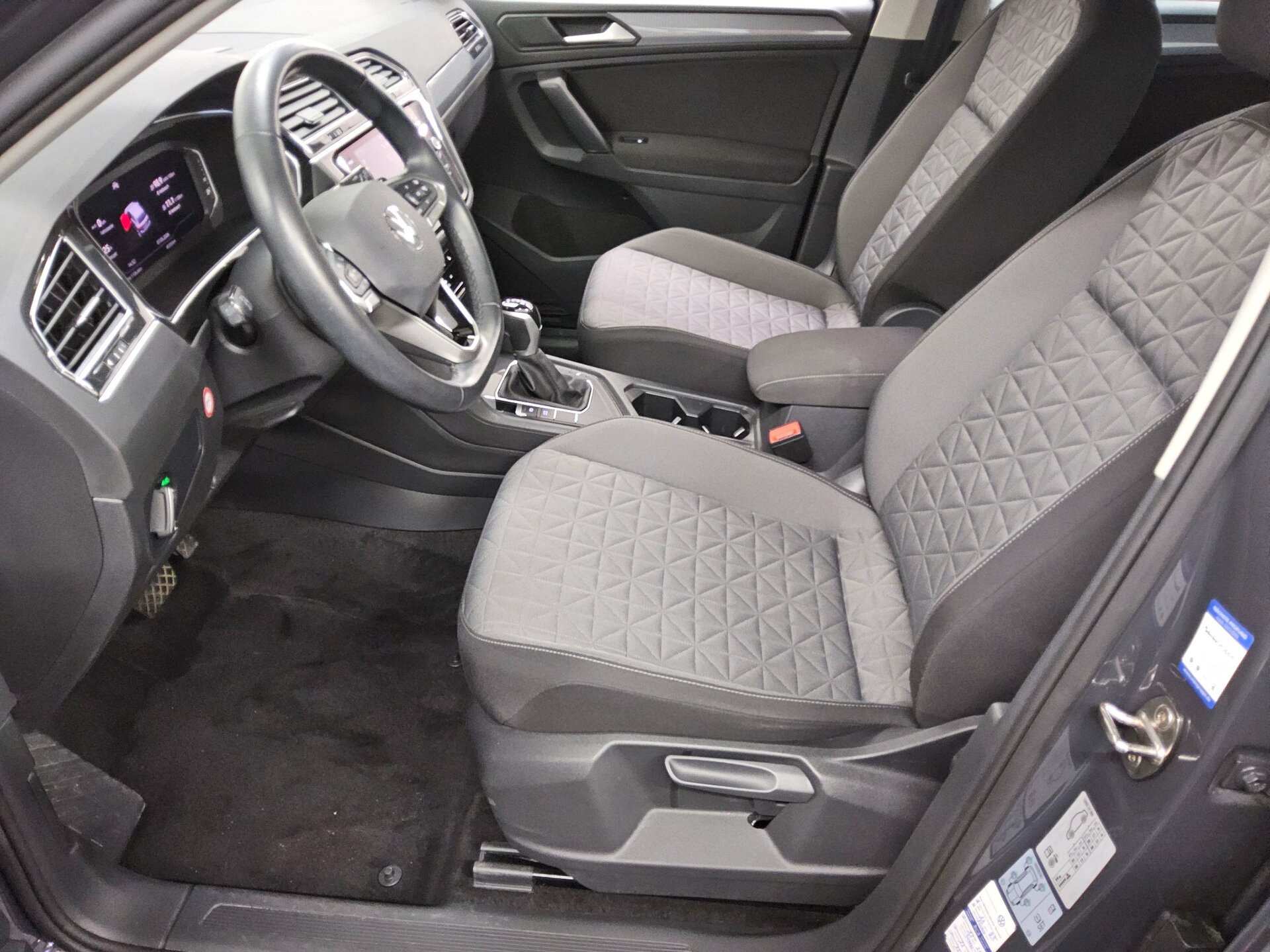 Volkswagen Tiguan 1.4 TSI e Life Navi LED AID RFK 9