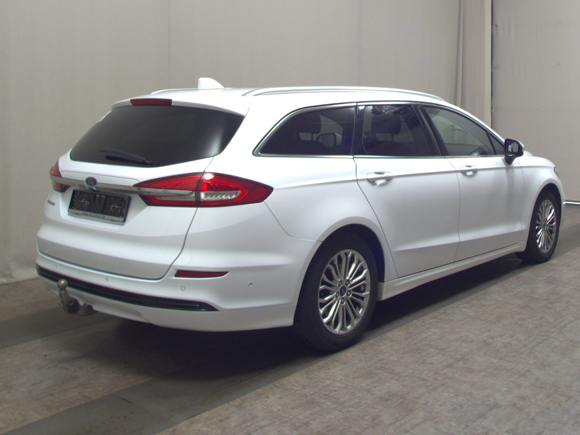 Ford Mondeo Turnier 2.0 EB Titanium Navi LED AHK ACC 4