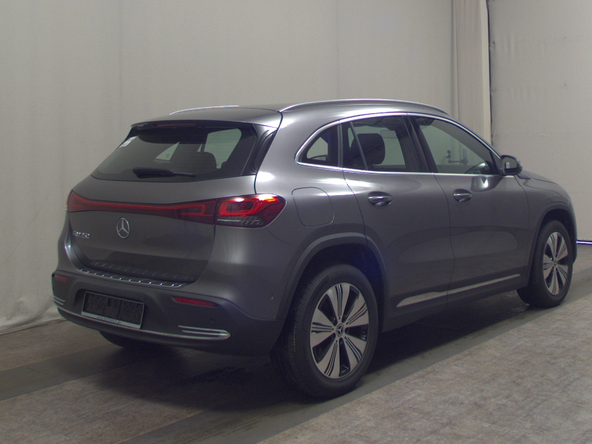 Mercedes-Benz EQA 250 Progressive Navi LED MBUX+ Sthzg RFK 4