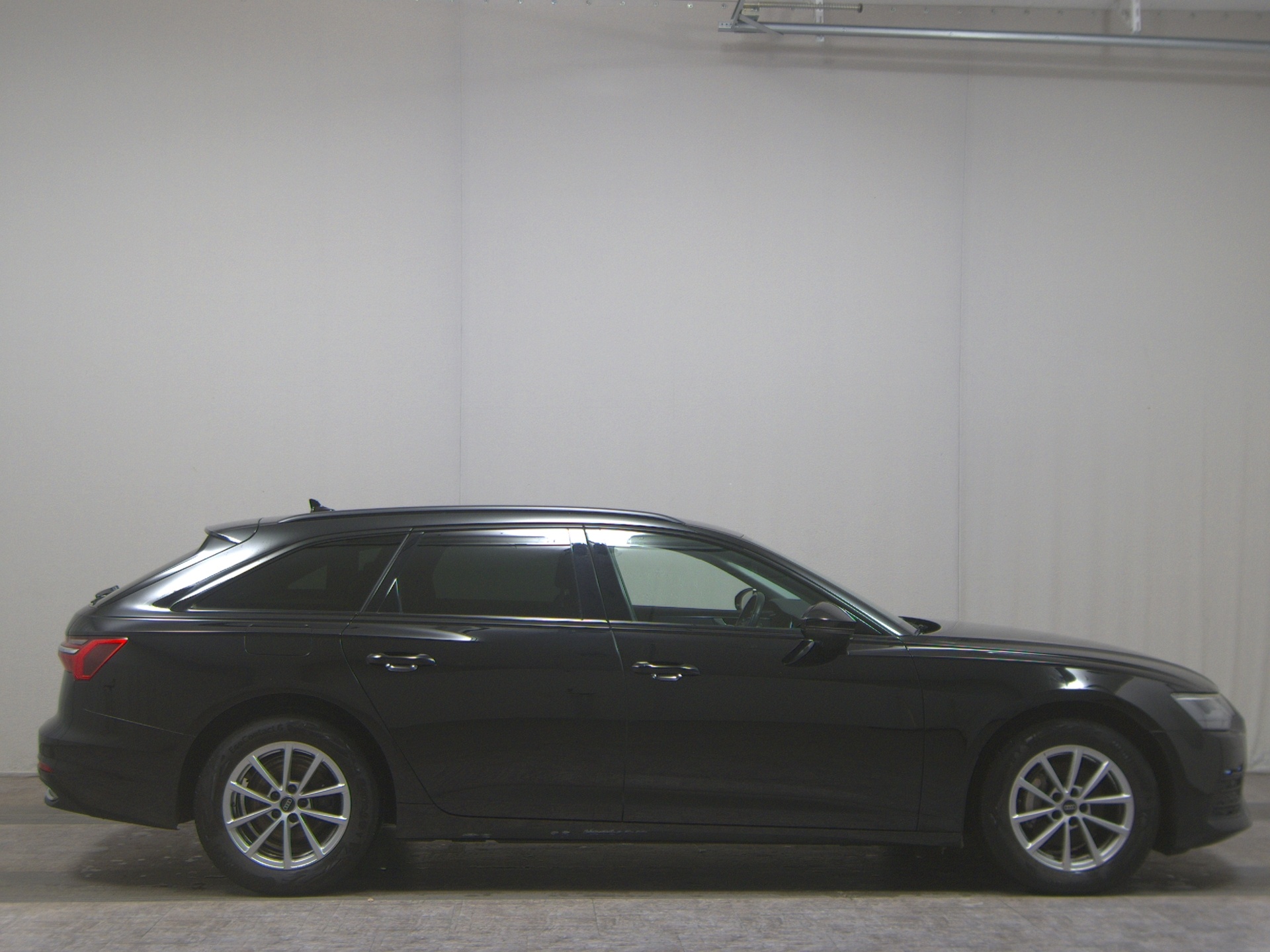 Audi A6 Avant 35 TDI Navi LED Sound Tempomat BT