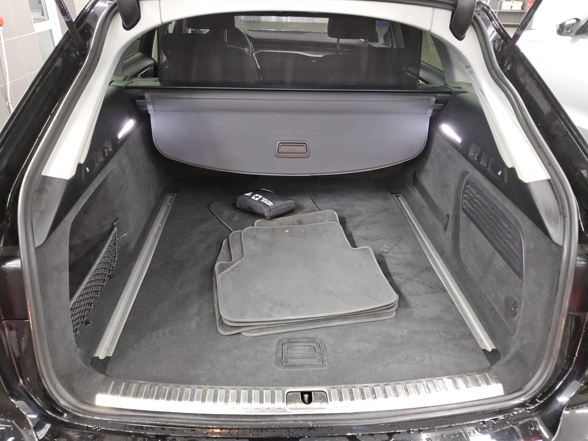 Audi A6 Avant 35 TDI Navi LED Sound Tempomat BT 11