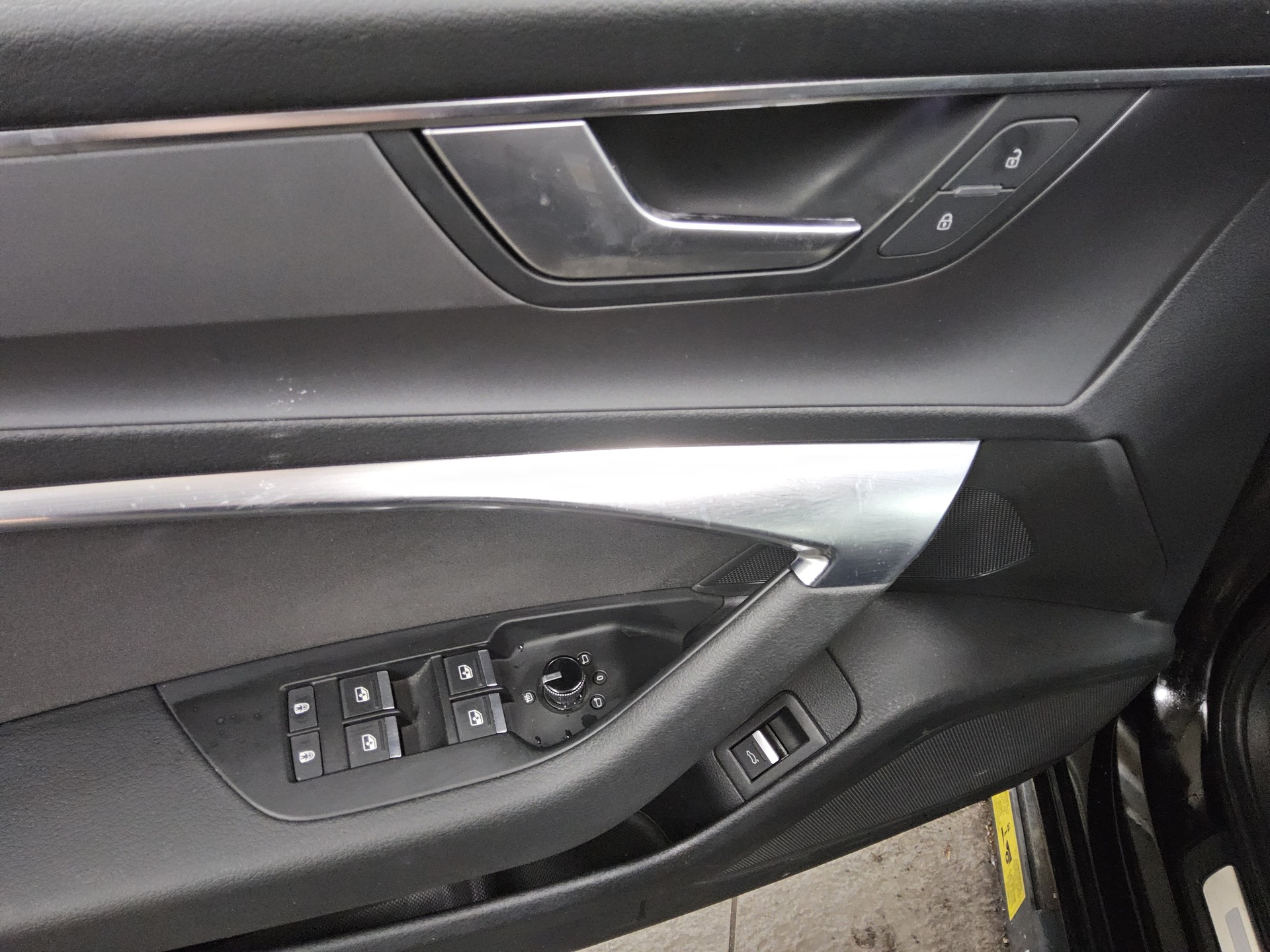 Audi A6 Avant 35 TDI Navi LED Sound Tempomat BT 9