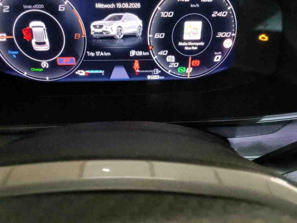 Cupra Formentor 1.4 e-Hybrid VZ NAVI RFK LED ACC 6