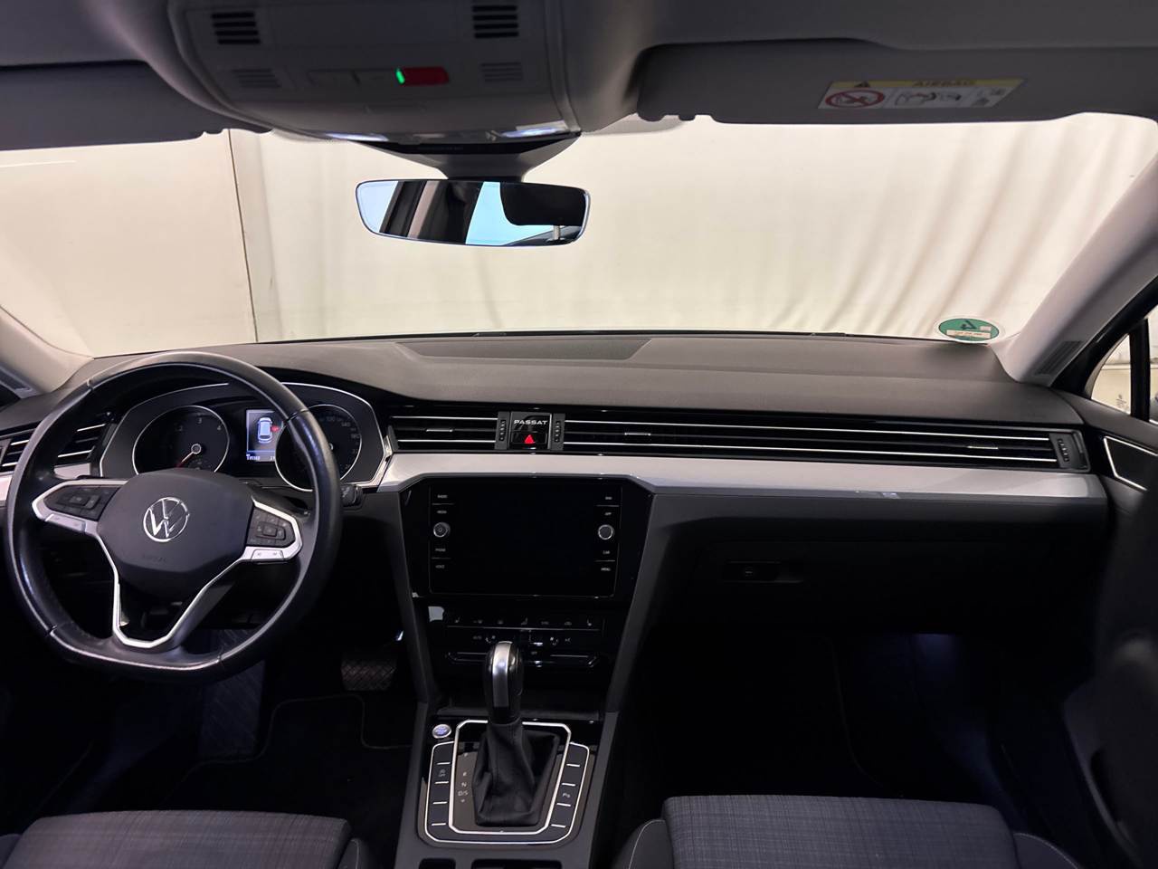Volkswagen Passat Variant 2.0 TDI Business AHK RFK ACC 5