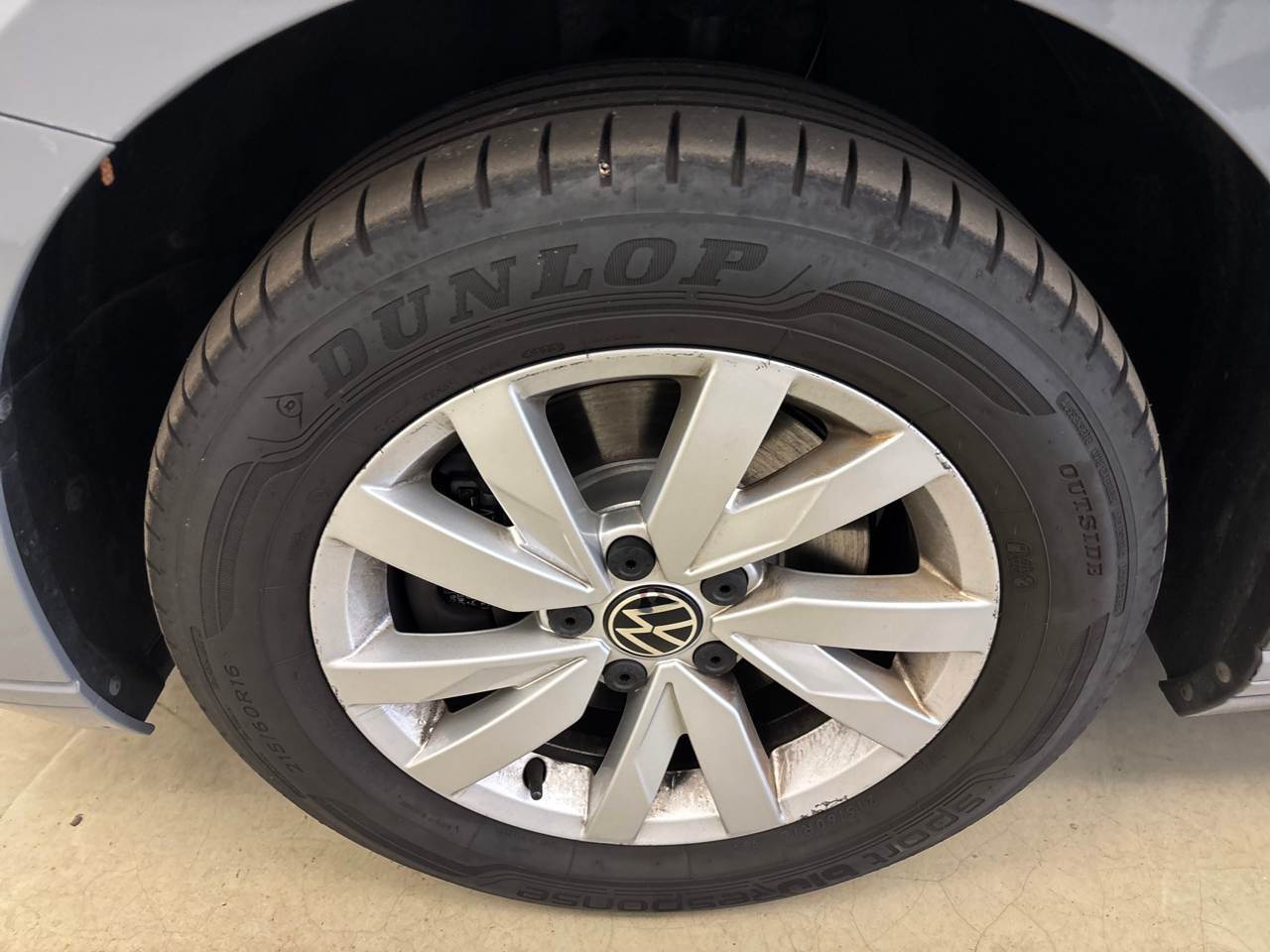 Volkswagen Passat Variant 2.0 TDI Business AHK RFK ACC 12