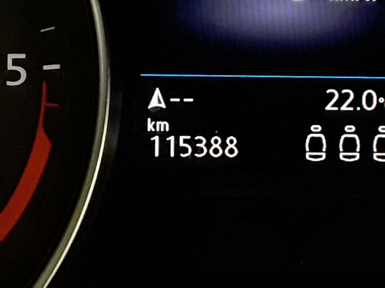 Volkswagen Passat Variant 2.0 TDI Business AHK RFK ACC 9