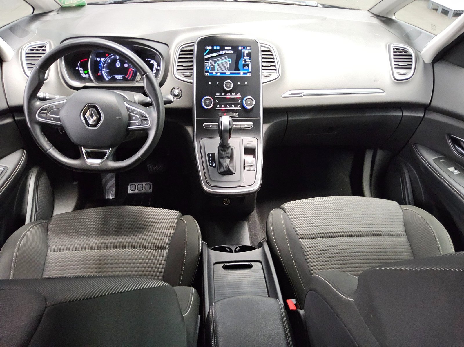 Renault Grand Scenic 1.7 BLUE dCi Business Ed. Navi PDC 5