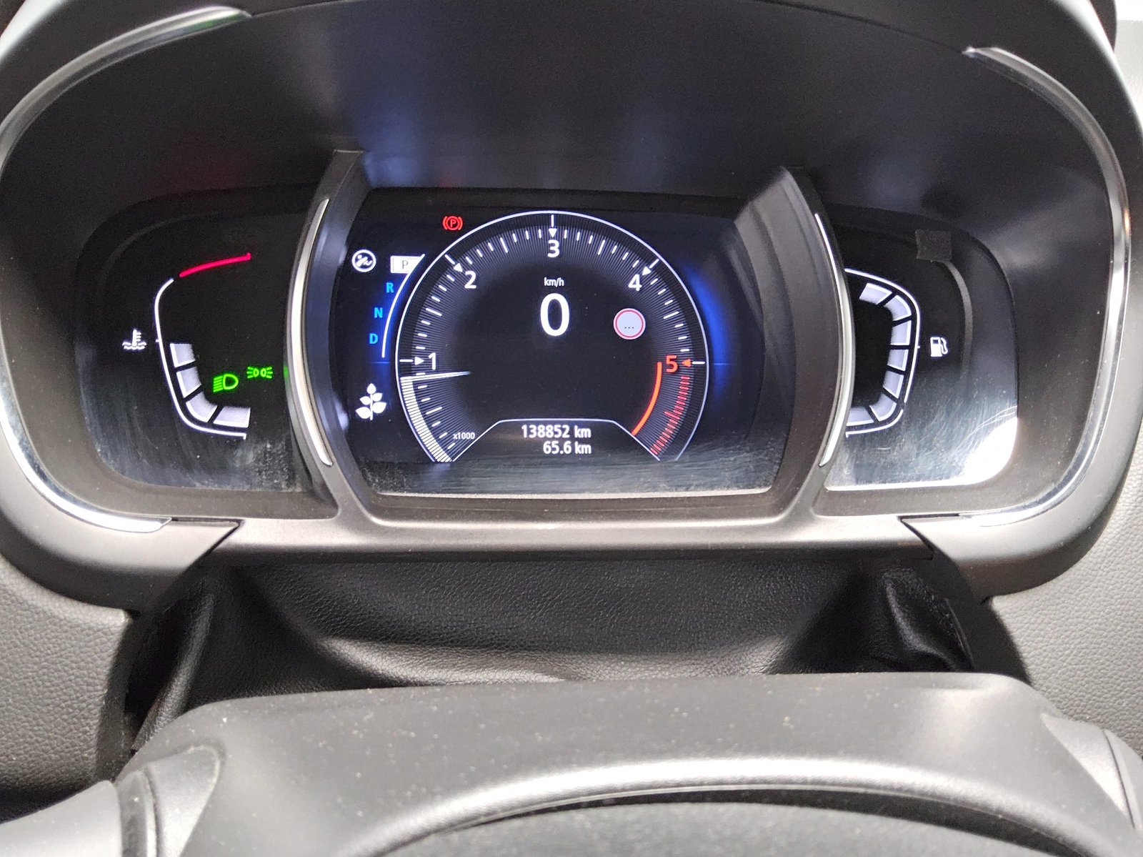 Renault Grand Scenic 1.7 BLUE dCi Business Ed. Navi PDC 8