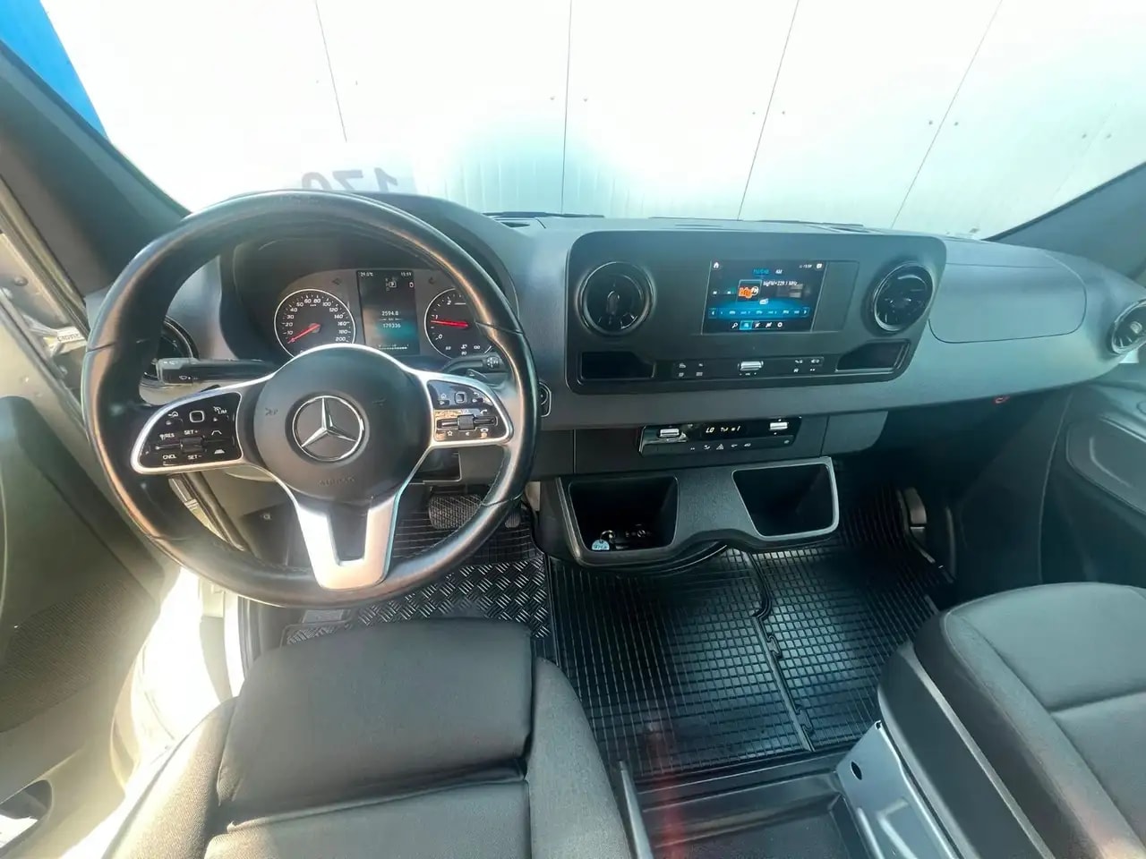 Mercedes-Benz Sprinter 314 AUTOMATIK NAVI TOTWINKEL KAMERA LED 14