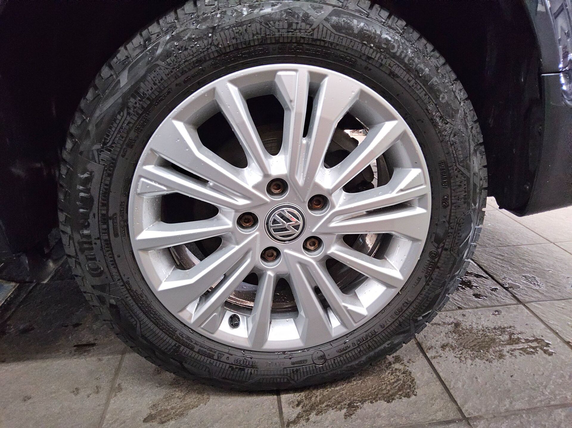 Volkswagen T6 Multivan 2.0 TDI 4M Gen. Six DCC Navi LED AHK 10
