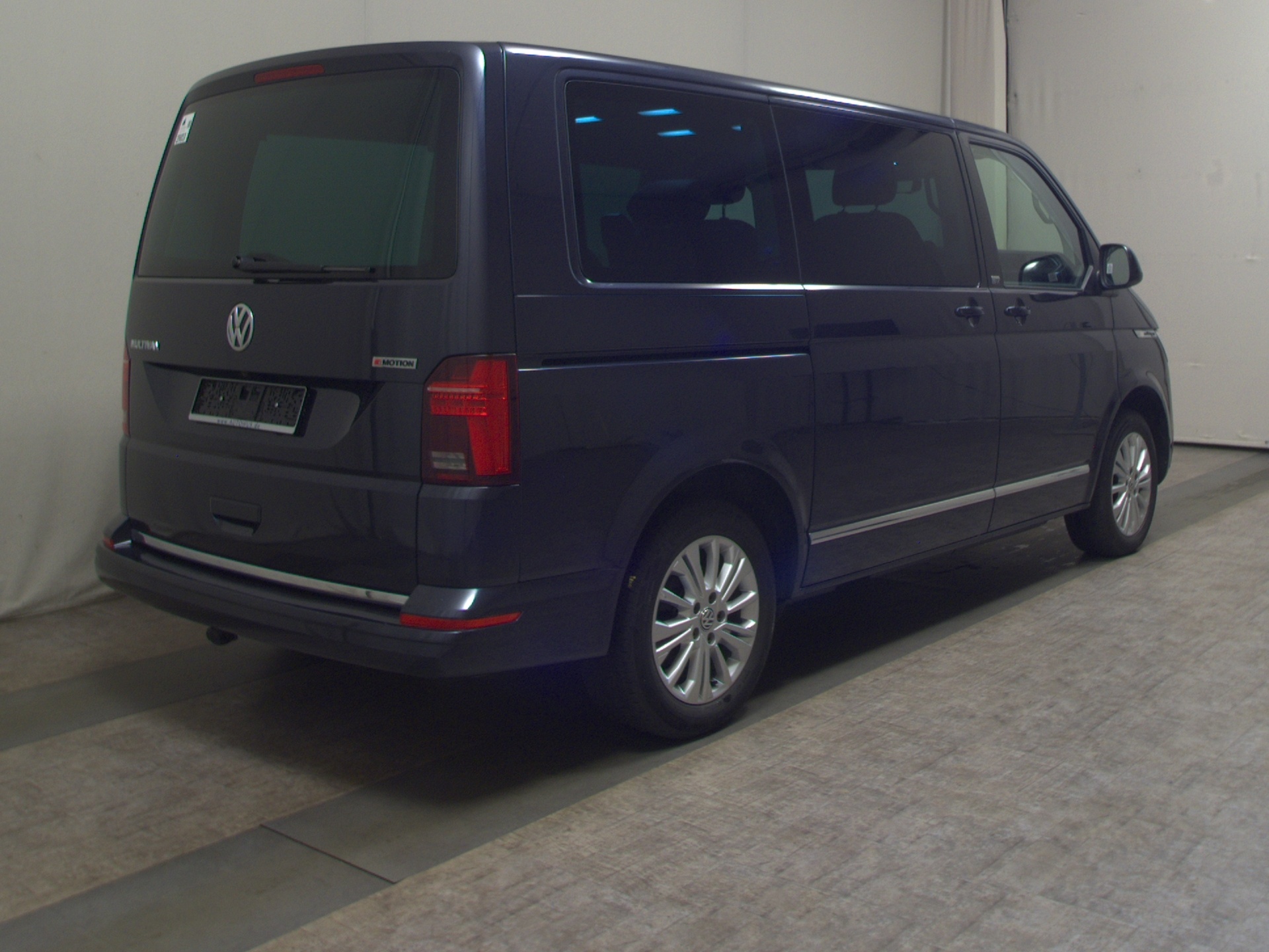Volkswagen T6 Multivan 2.0 TDI 4M Gen. Six DCC Navi LED AHK 4