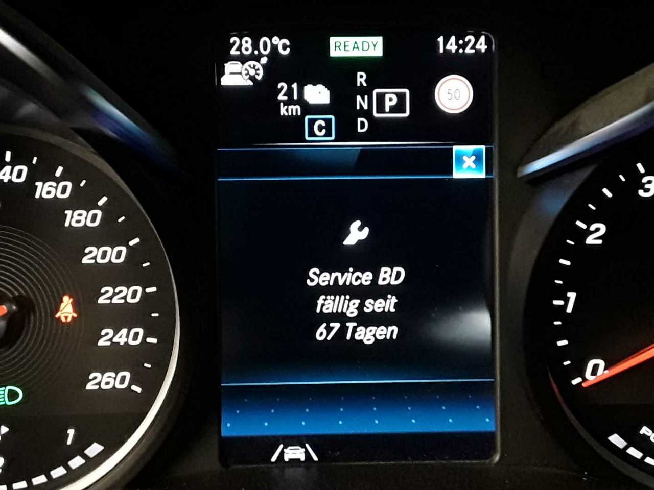 Mercedes-Benz GLC 300 e 4M RFK 10