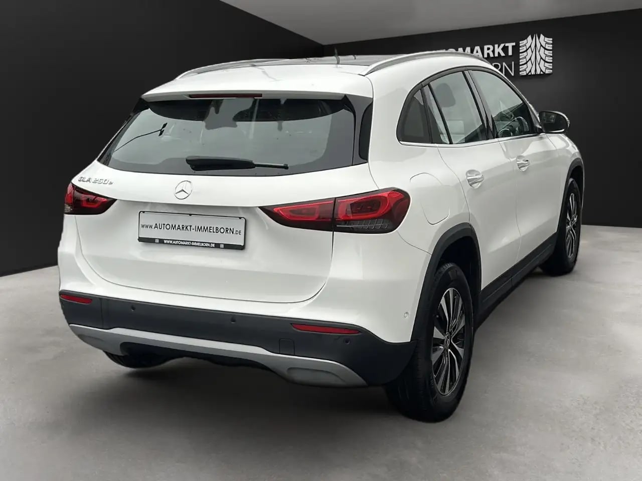 Mercedes-Benz GLA 250 e Pano*Kamera*Memory*Sound*Mubeam*Distro 7