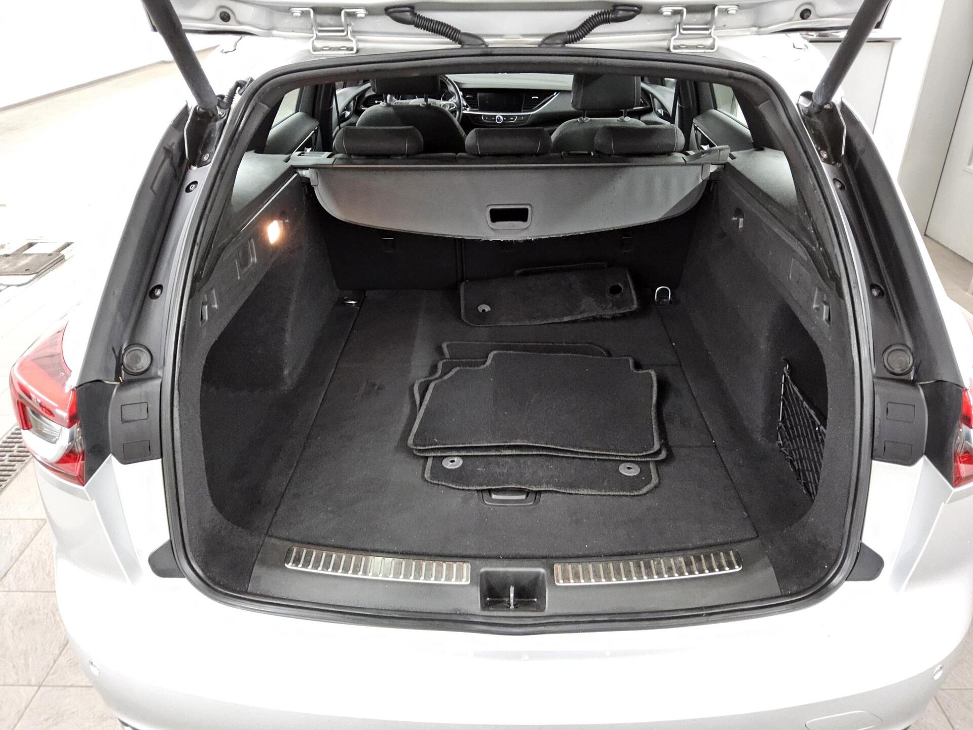 Opel Insignia ST 2.0 D Elegance Navi LED PDC 11