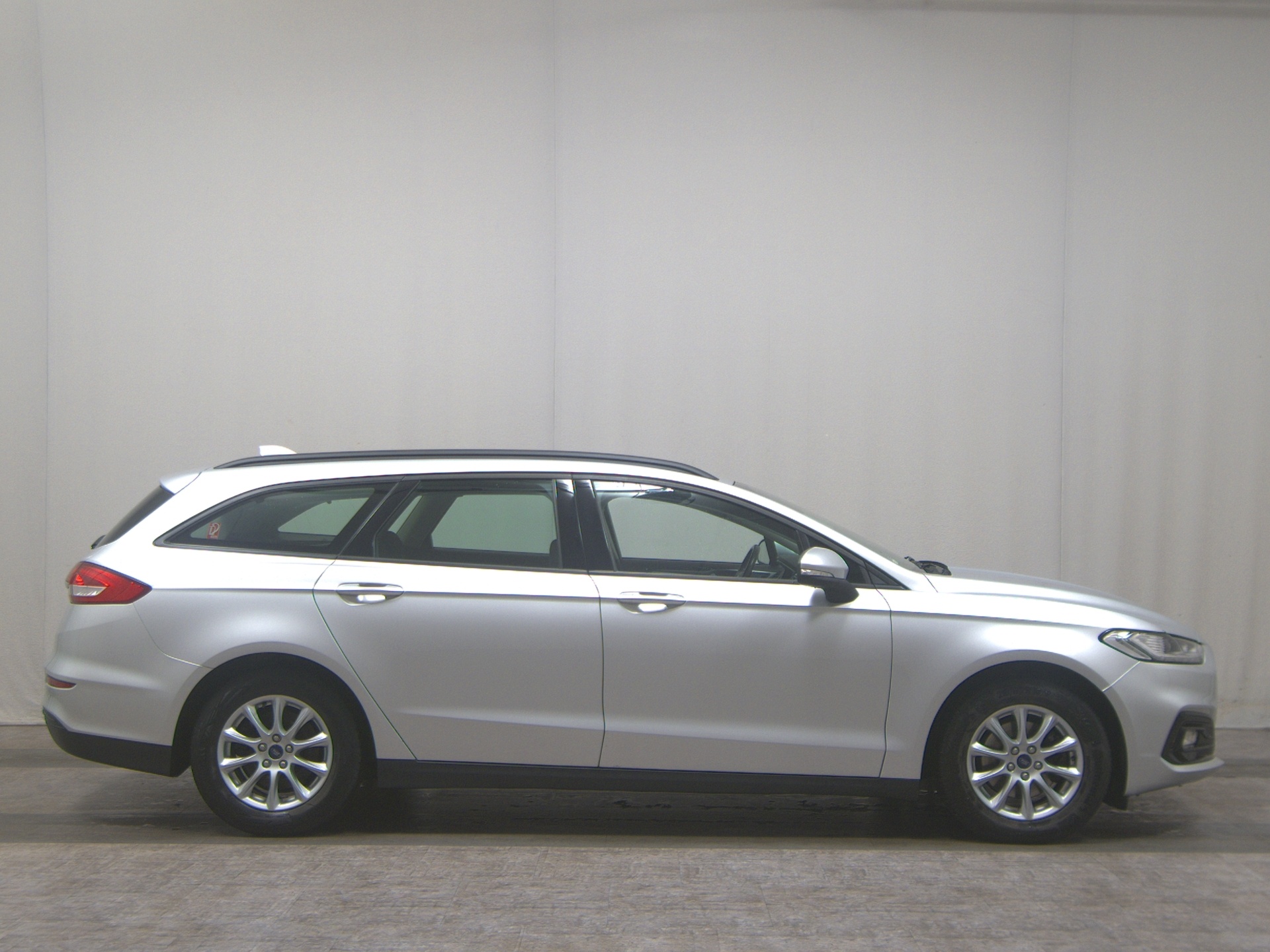 Ford Mondeo Turnier 2.0 EB Trend Navi LED 4xShz RfK