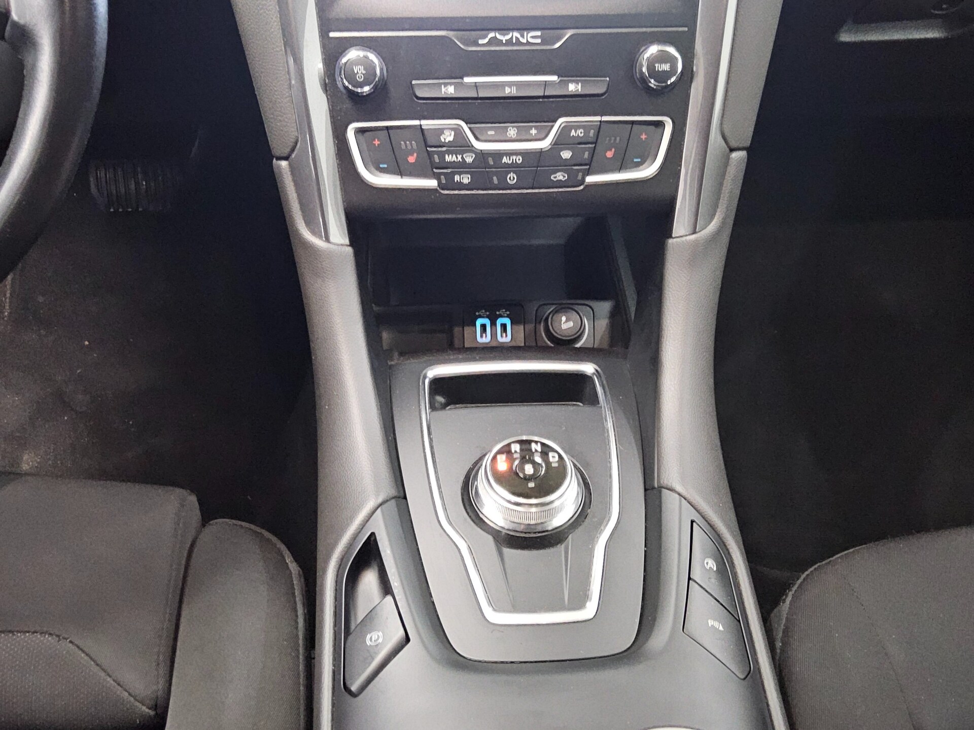 Ford Mondeo Turnier 2.0 EB Trend Navi LED 4xShz RfK 6