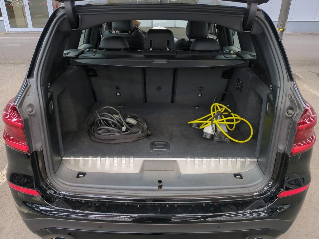 BMW X3 xDrive30e Advantage Pano AHk H/K 11
