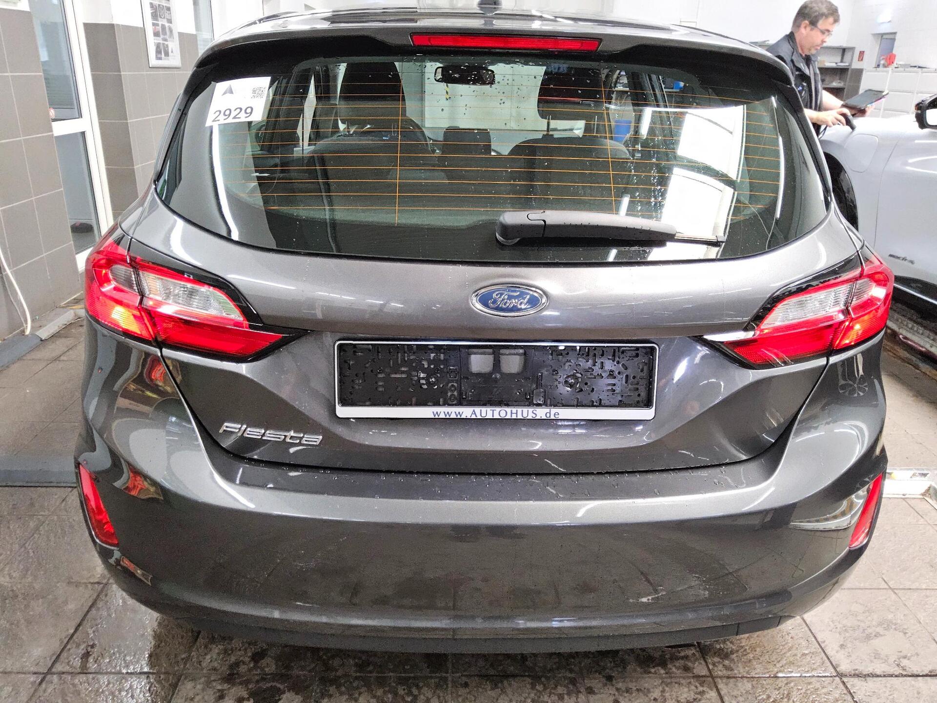 Ford Fiesta 1.0 EB Cool&Connect LED Shz PDC 10