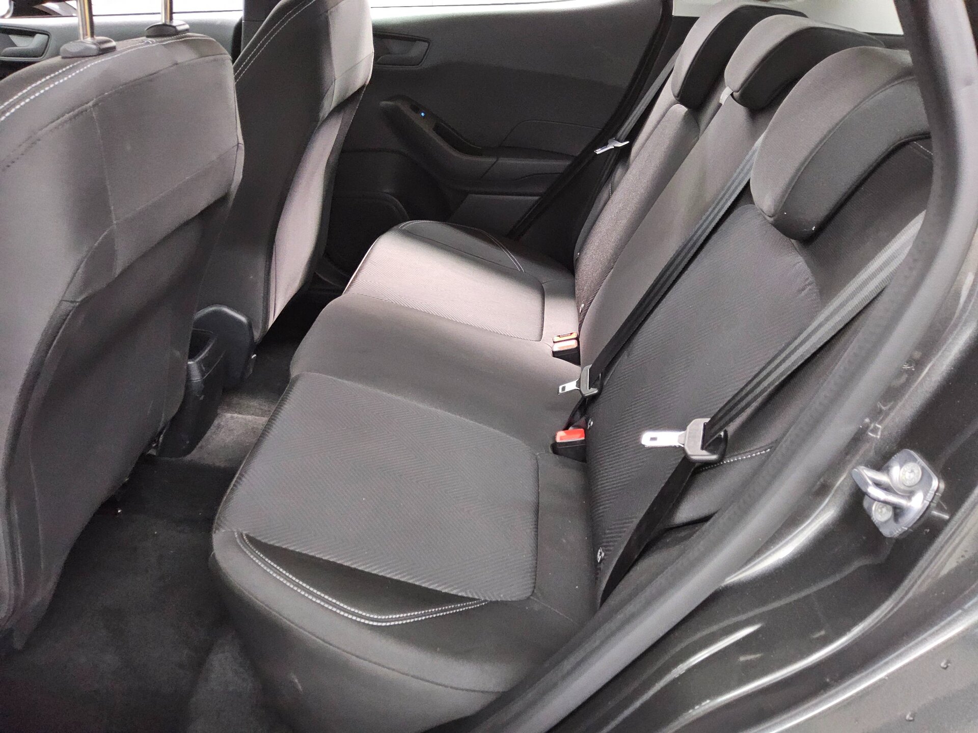 Ford Fiesta 1.0 EB Cool&Connect LED Shz PDC 13