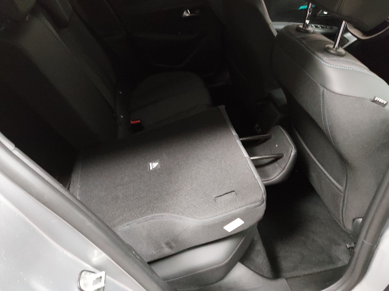 Peugeot 208 1.2 PureTech T-Leder LED PDC 11