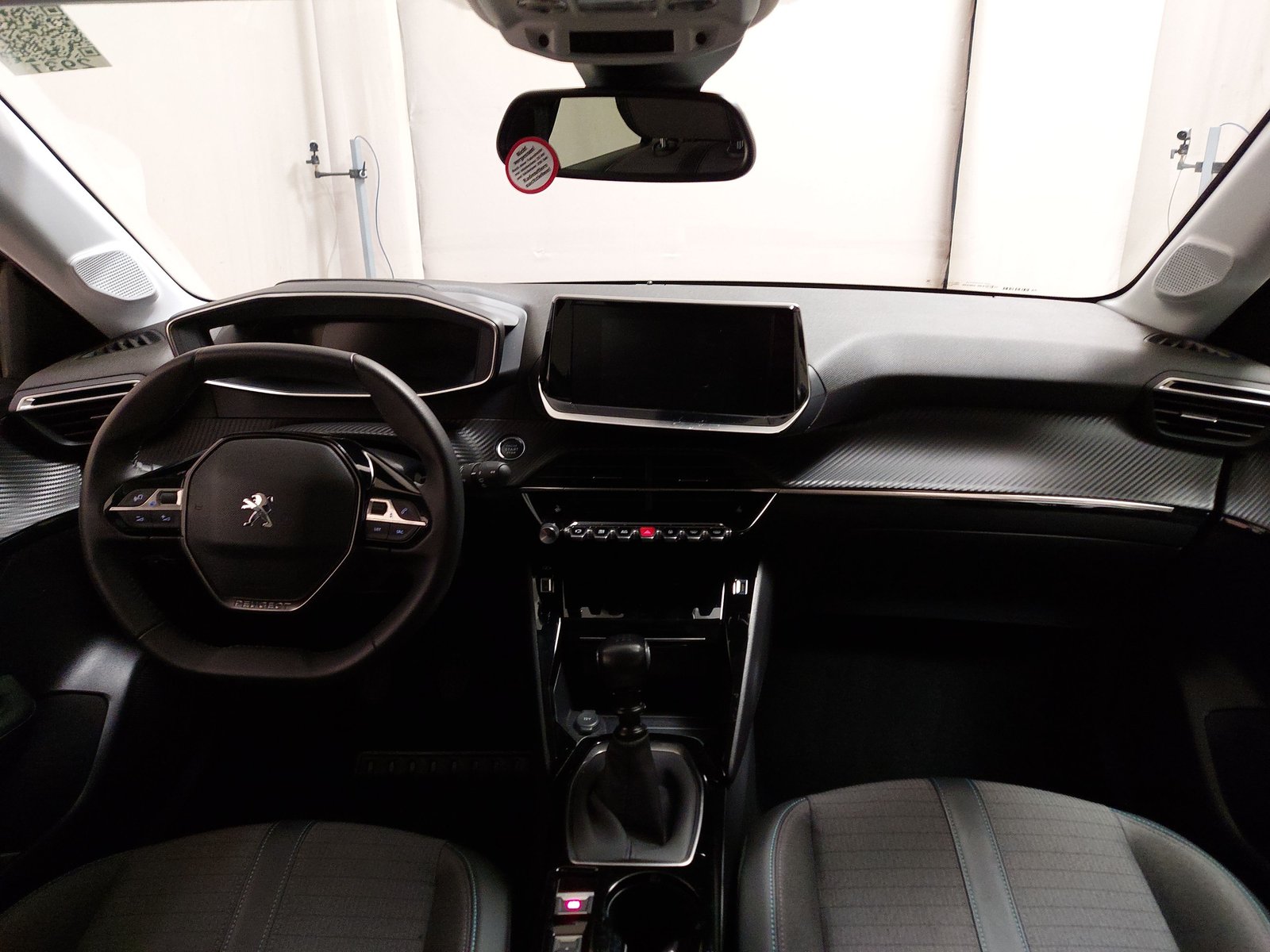 Peugeot 208 1.2 PureTech T-Leder LED PDC 16